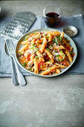 TOM_REGESTER_FOOD_PHOTOGRAPHER_180712_SAUSAGE_TOMATO_PASTA_0198(1)-61-69.jpg