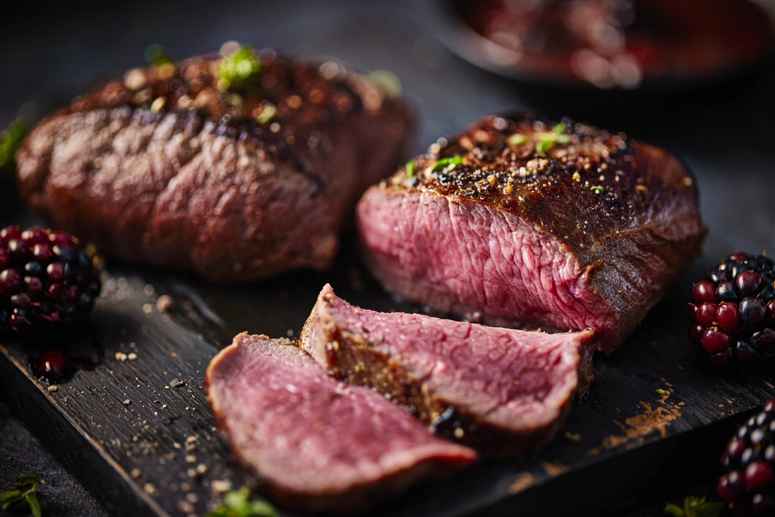 TOM REGESTER_07770600188_DARK_29157006_POS_BRITISH VENISON LEG STEAK.jpg