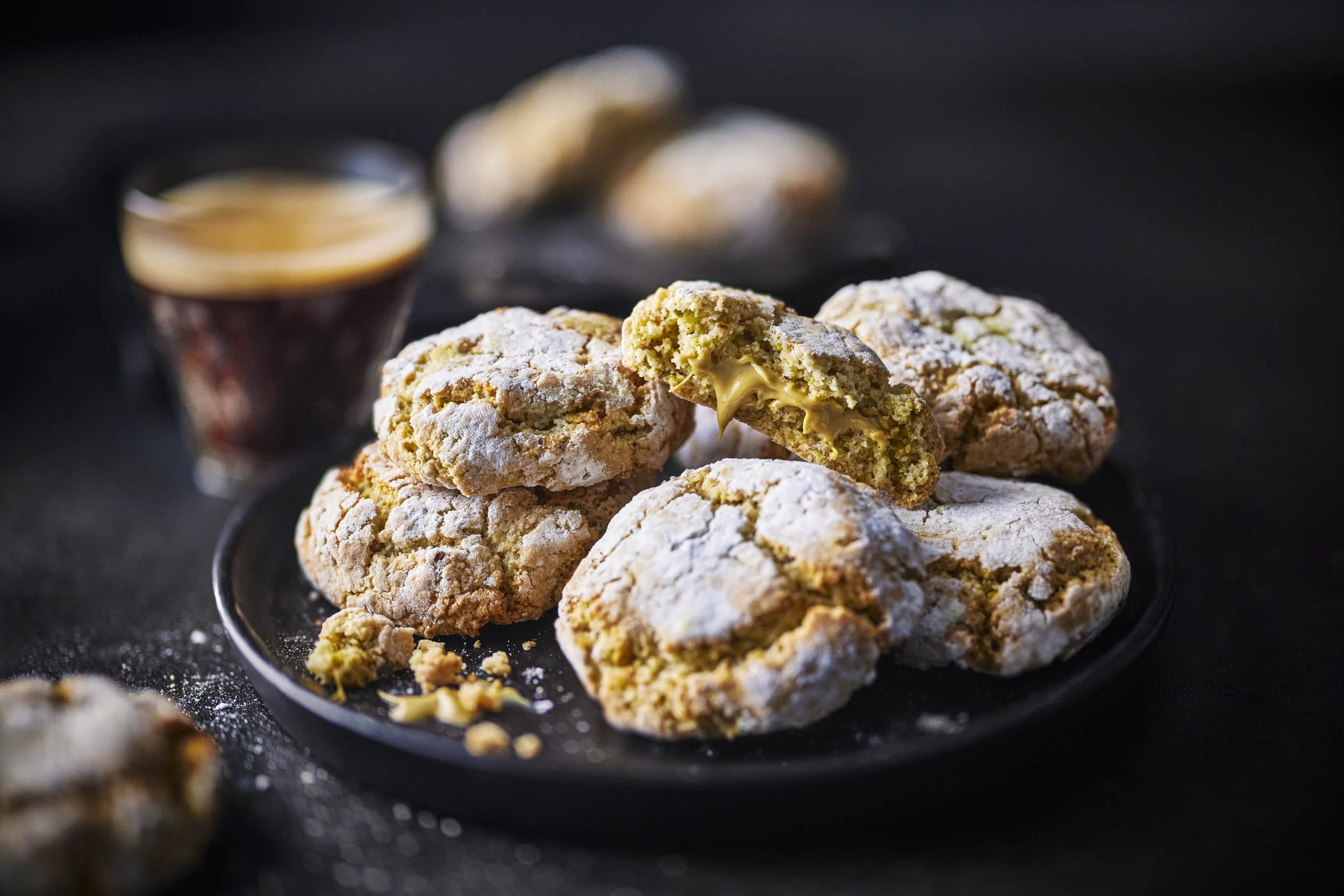 TOM REGESTER_07770600188_DARK_29433506_REC_pistachio amaretti TR.jpg