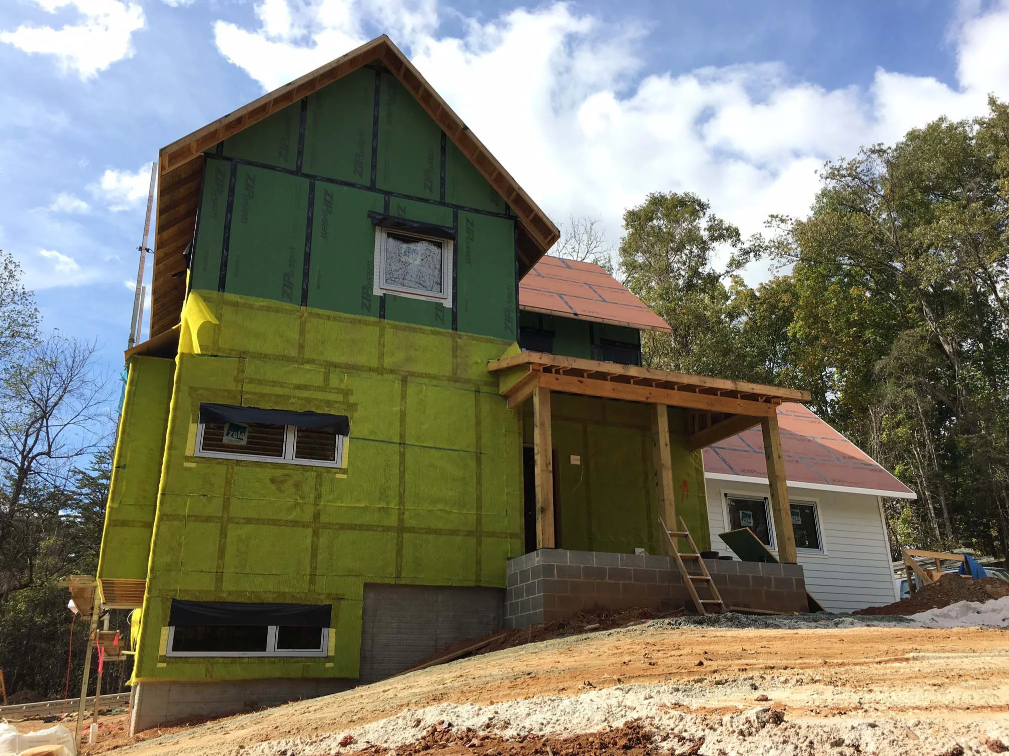 Photo: Ben Sties / Homeslicker installation over R6 Zip Sheathing