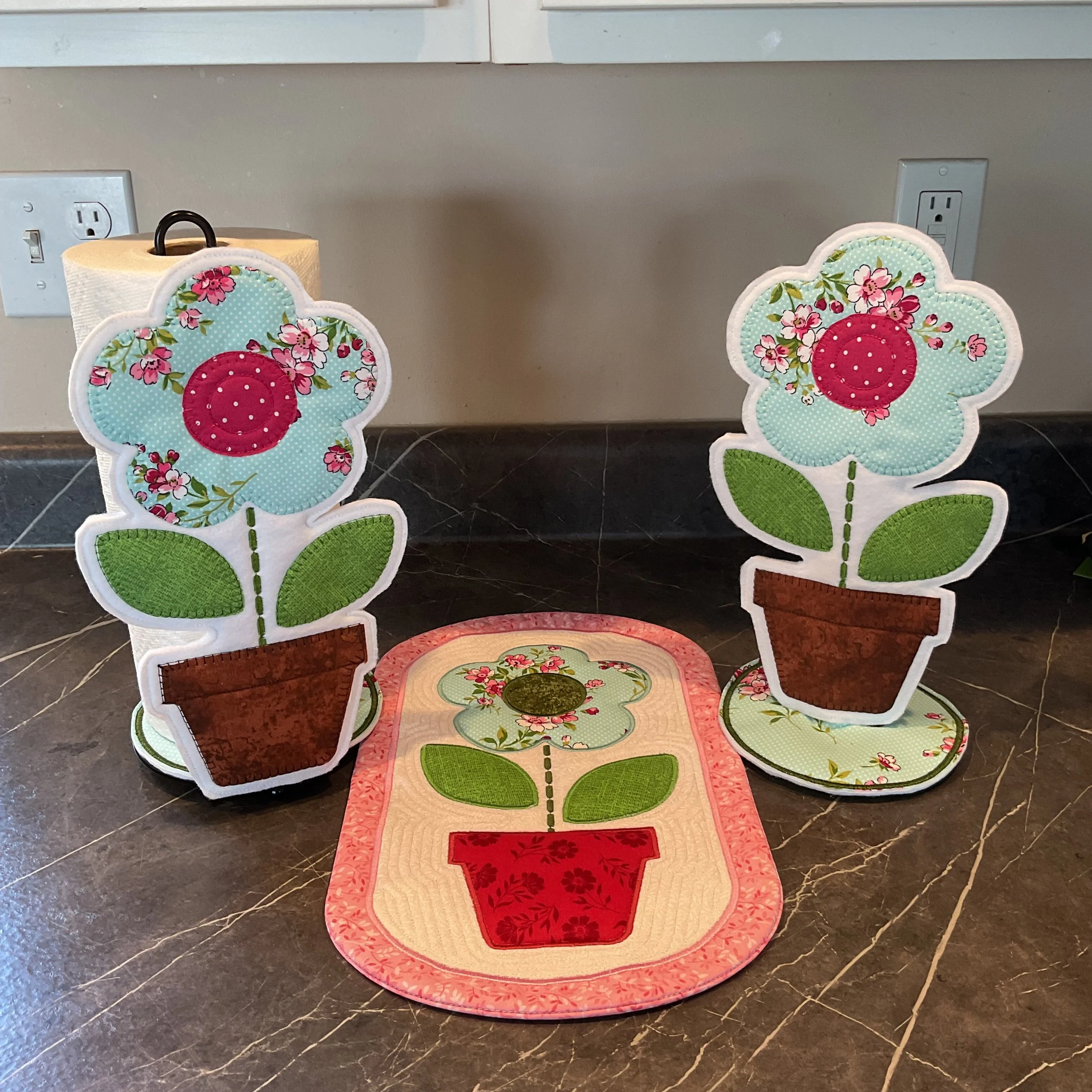 Teal Daisy Paper Towel Cover Character