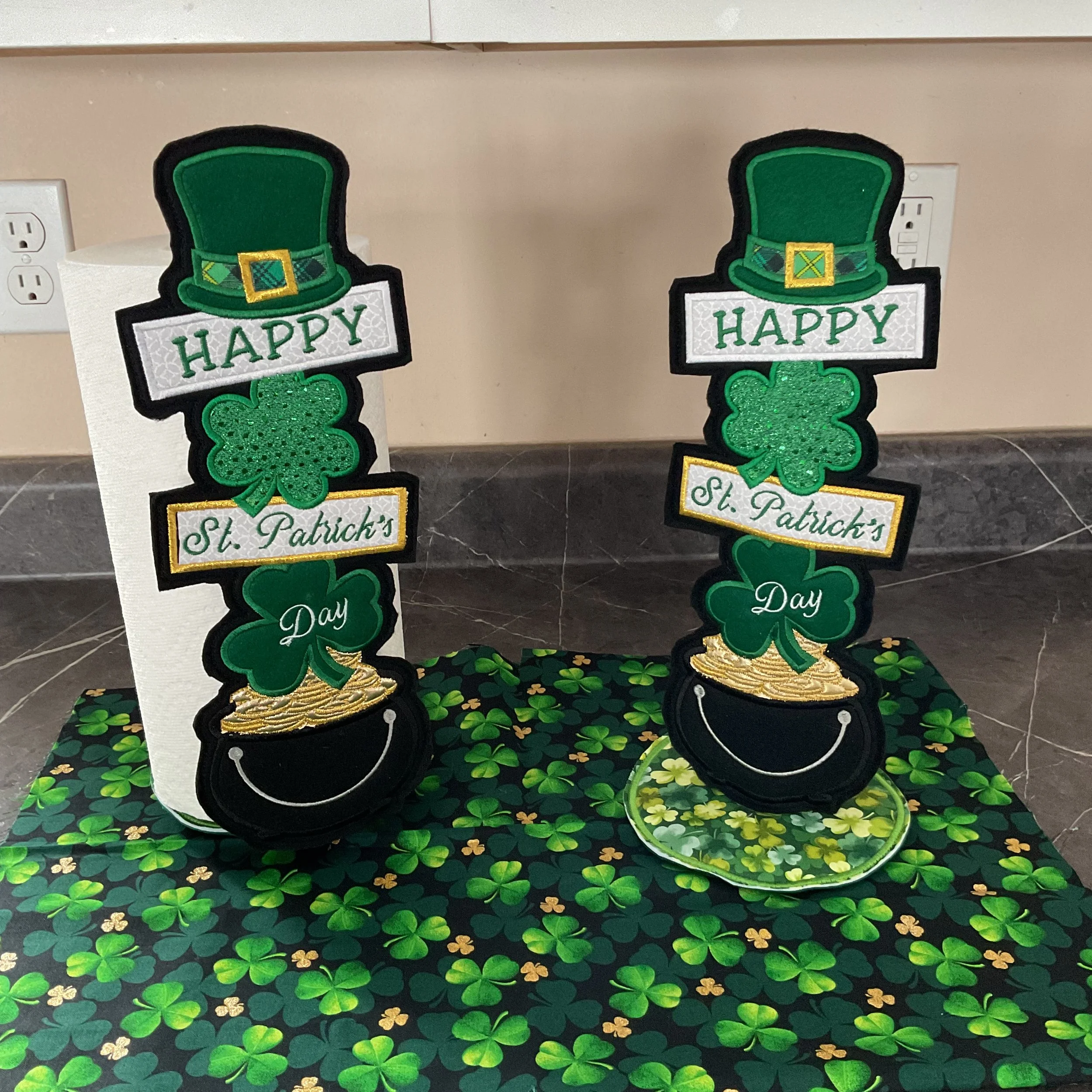 Happy St Patrick’s Day Paper Towel Holder Character