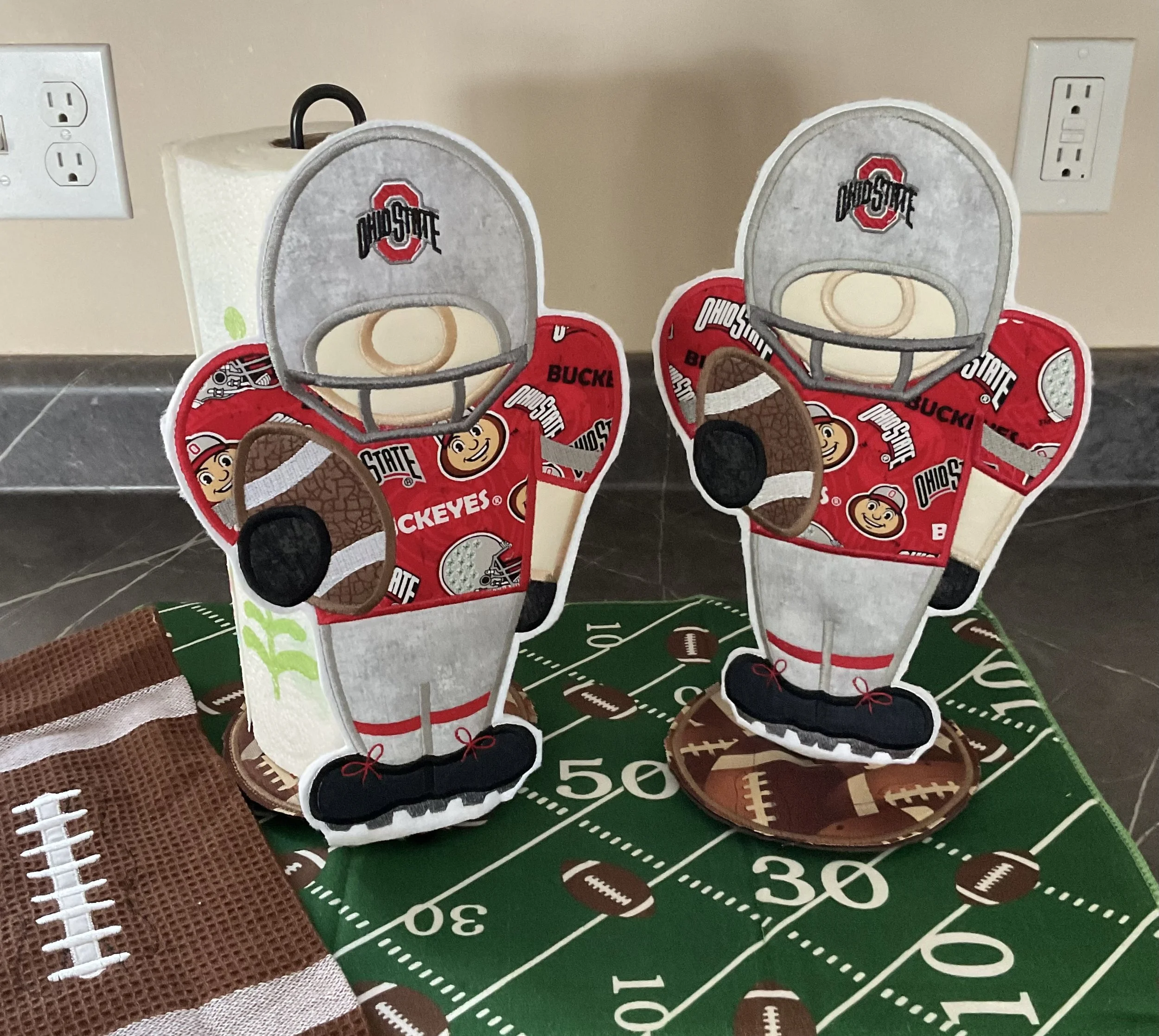 Ohio State Paper Towel Holder Character
