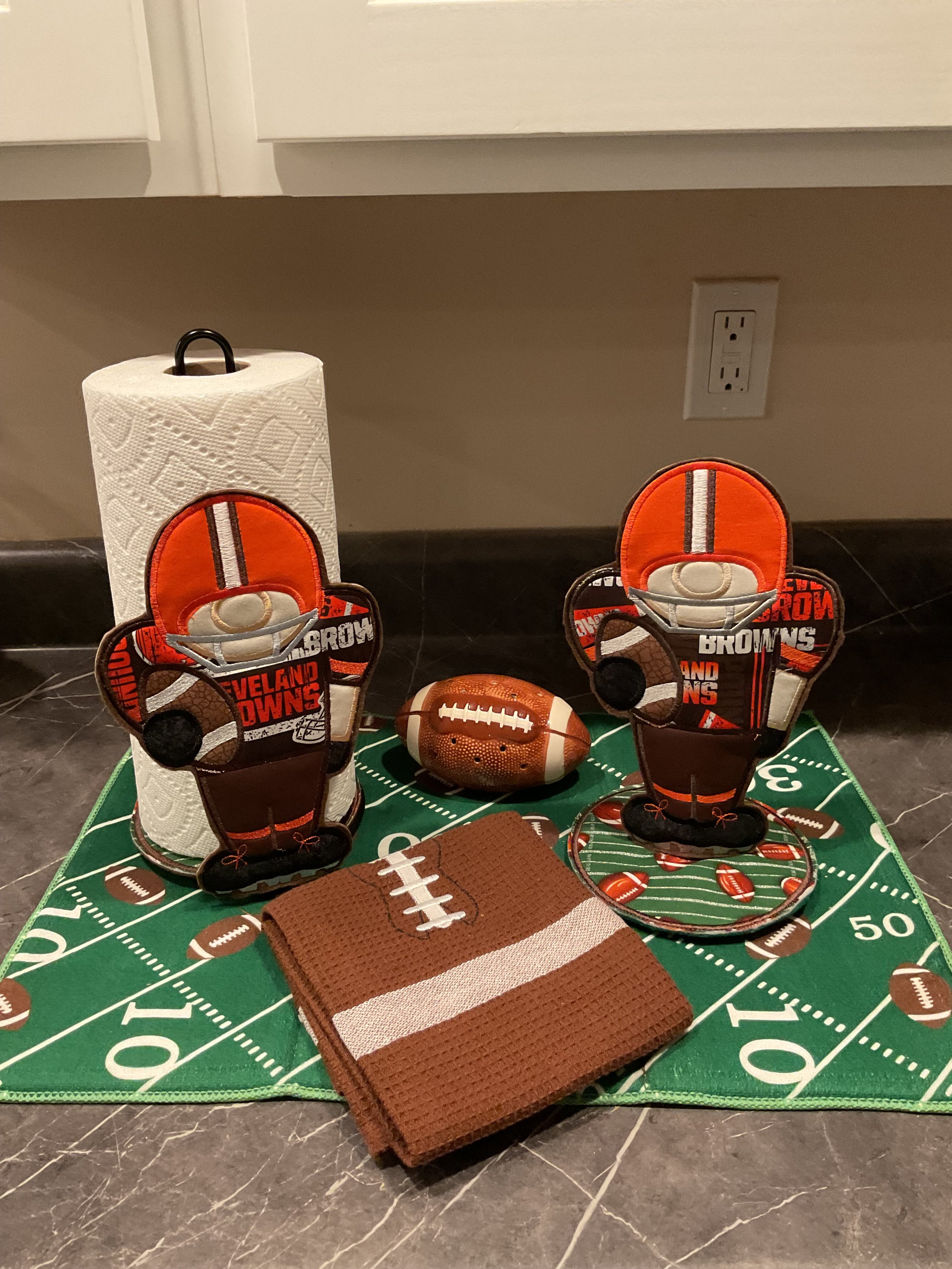 Cleveland Browns Paper Towel Cover Character