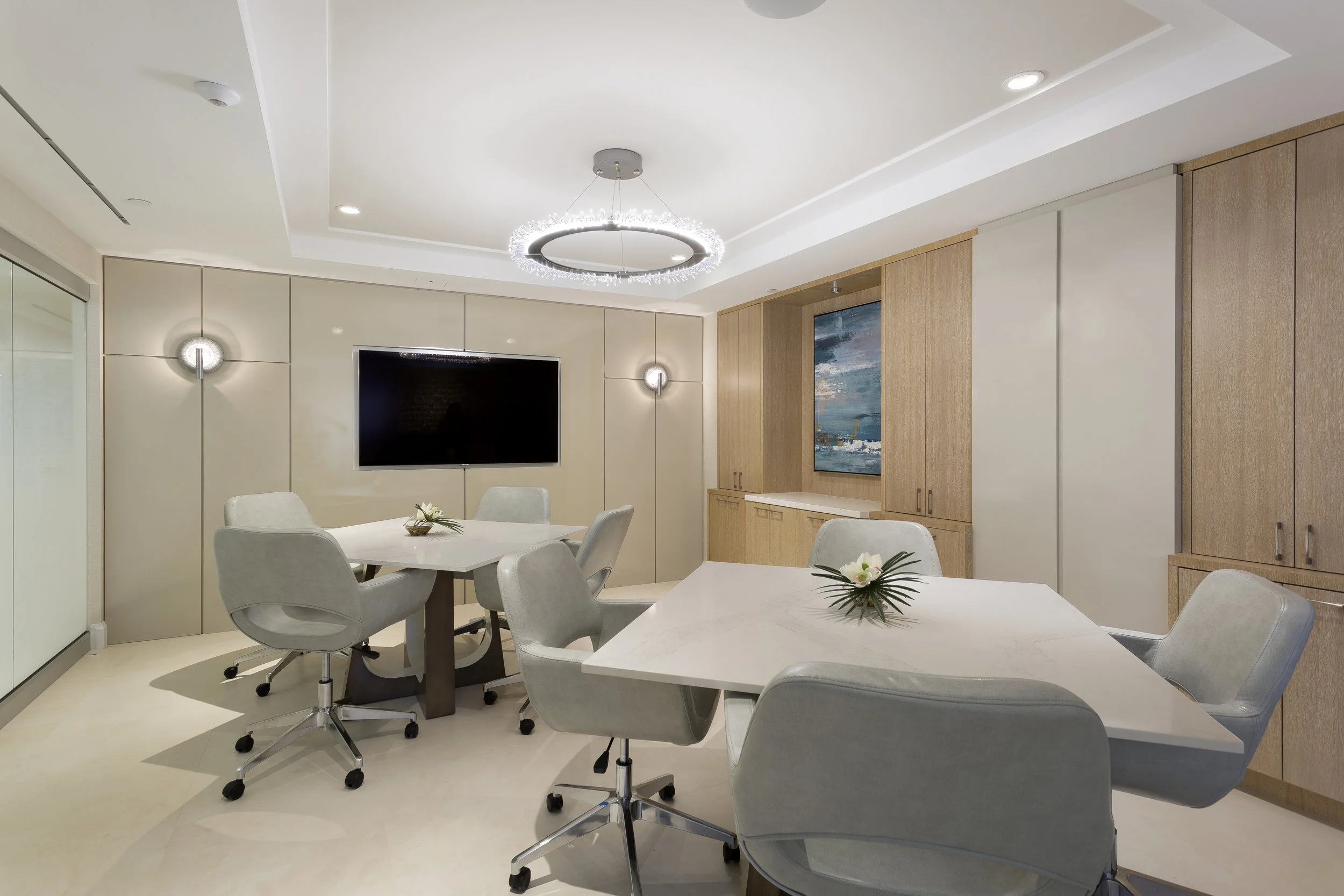 CONFERENCE_ROOM.jpg
