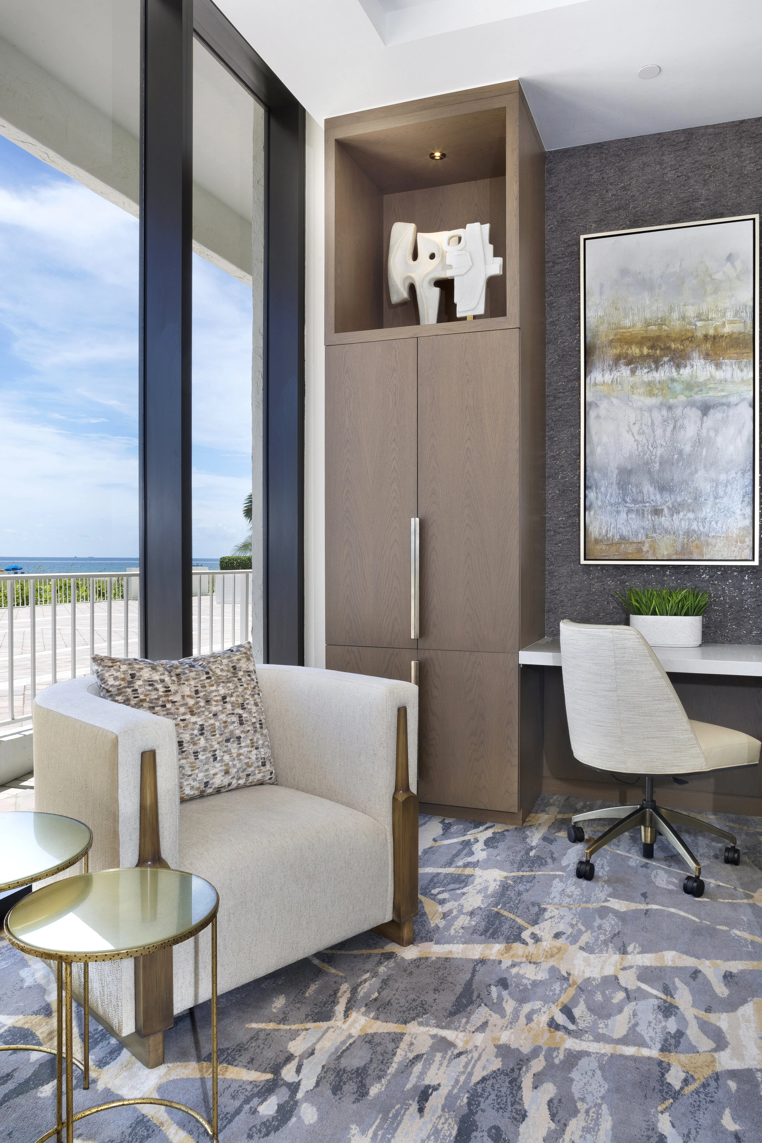 LOBBY_DESK_VERTICAL.jpg