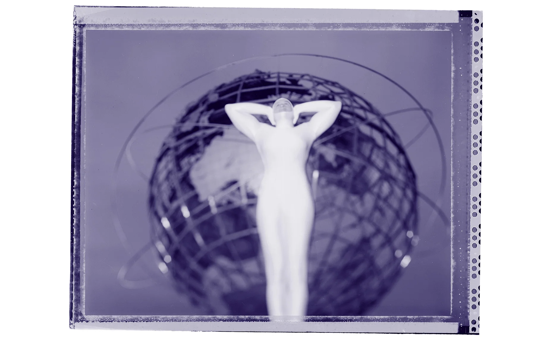 Unisphere-Girl.jpg