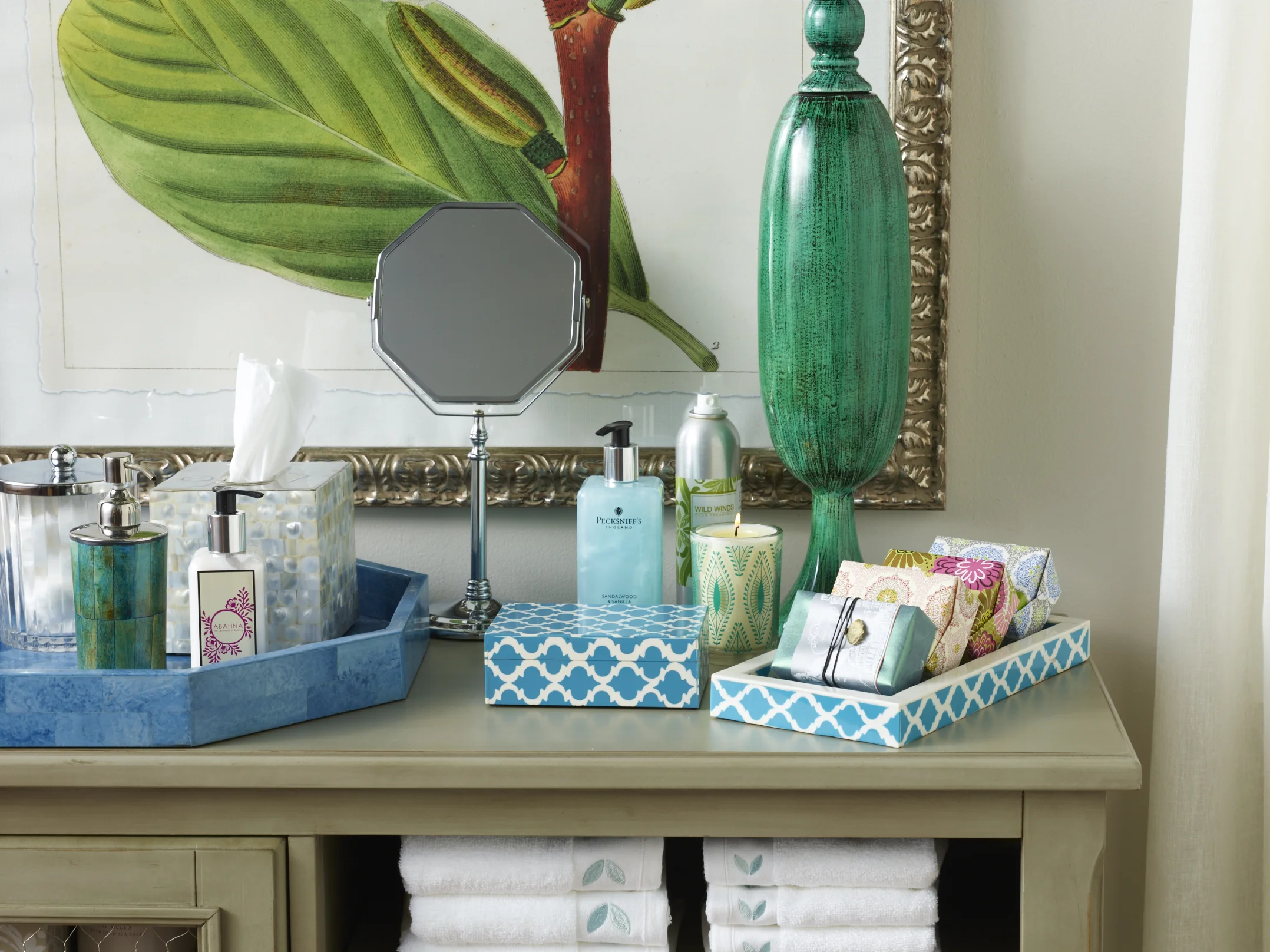 Bath Storage 1469.jpg