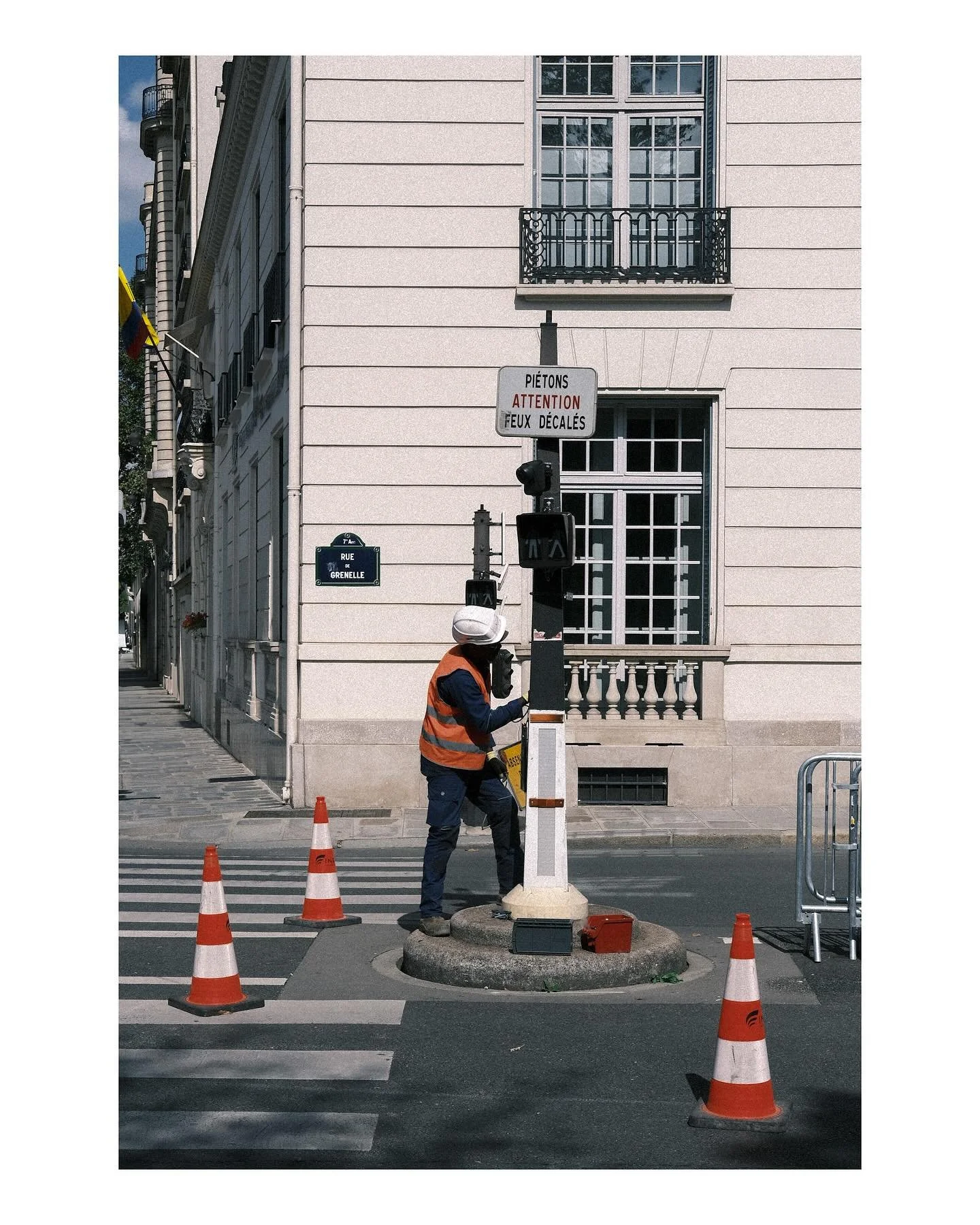 The people of Paris - 05/09/24 #streetphotography #fujifilm #xt30 #observation #photography