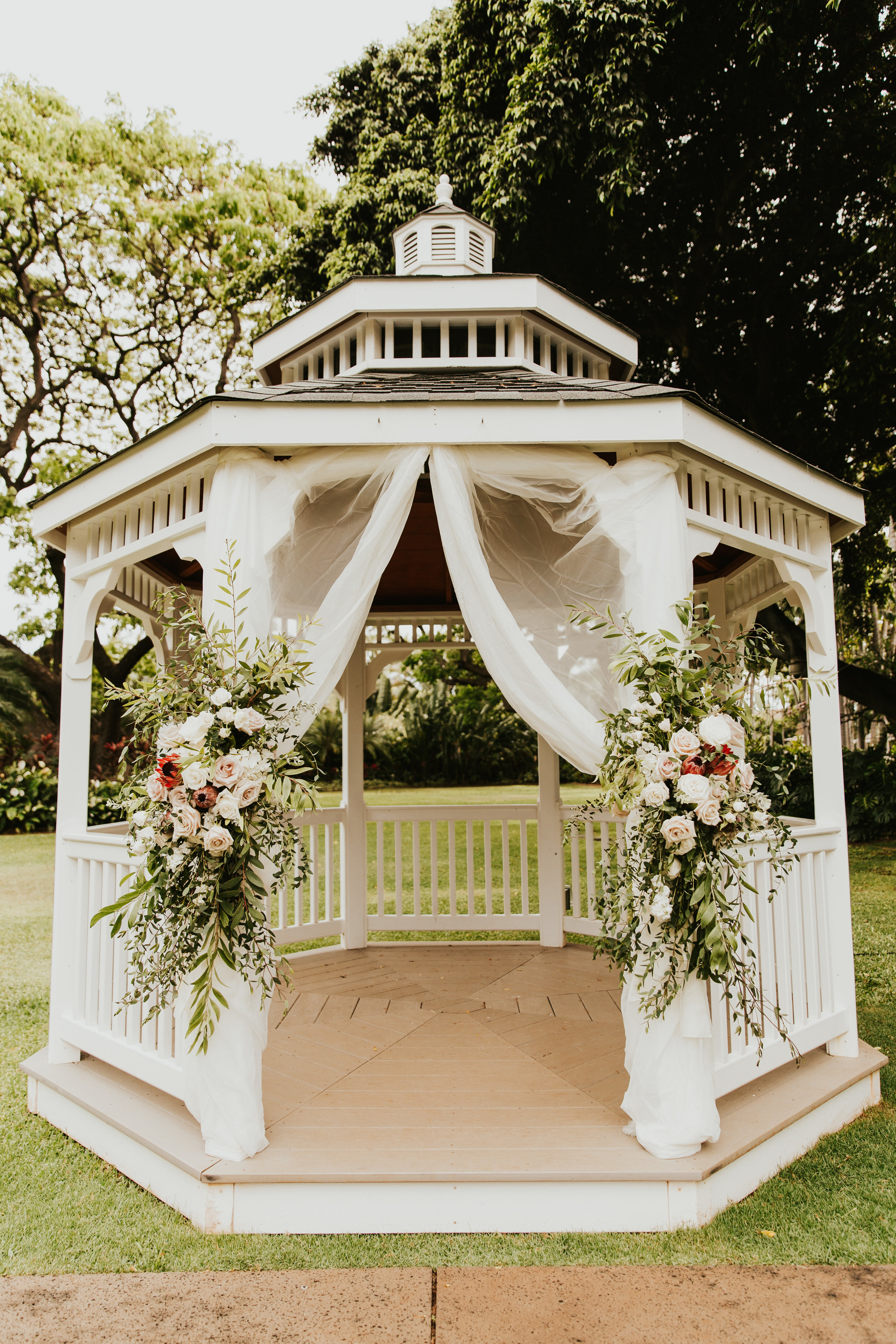 NaomiDanny_Wedding_EditsIncluded-275.jpg