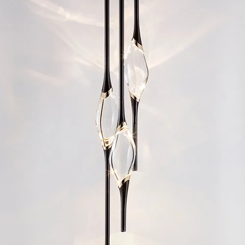 Il Pezzo 12 Round Chandelier, solid crystal and brass circular chandelier