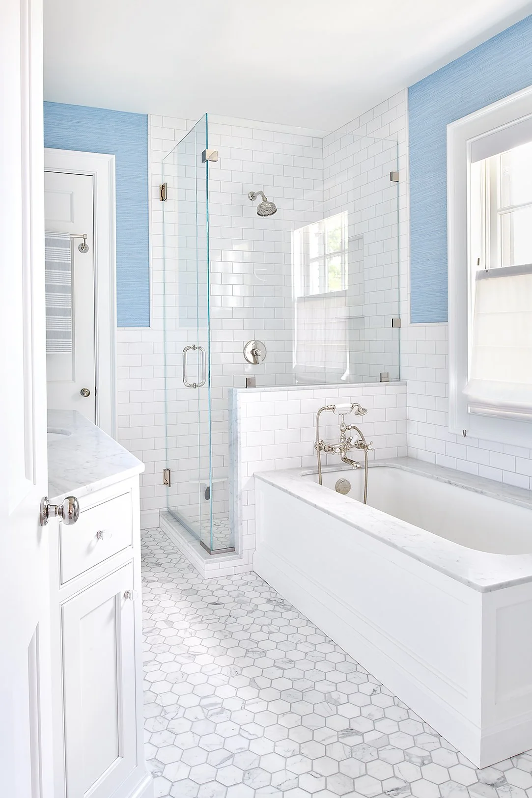 hoodridge_lores_bath_05.jpg