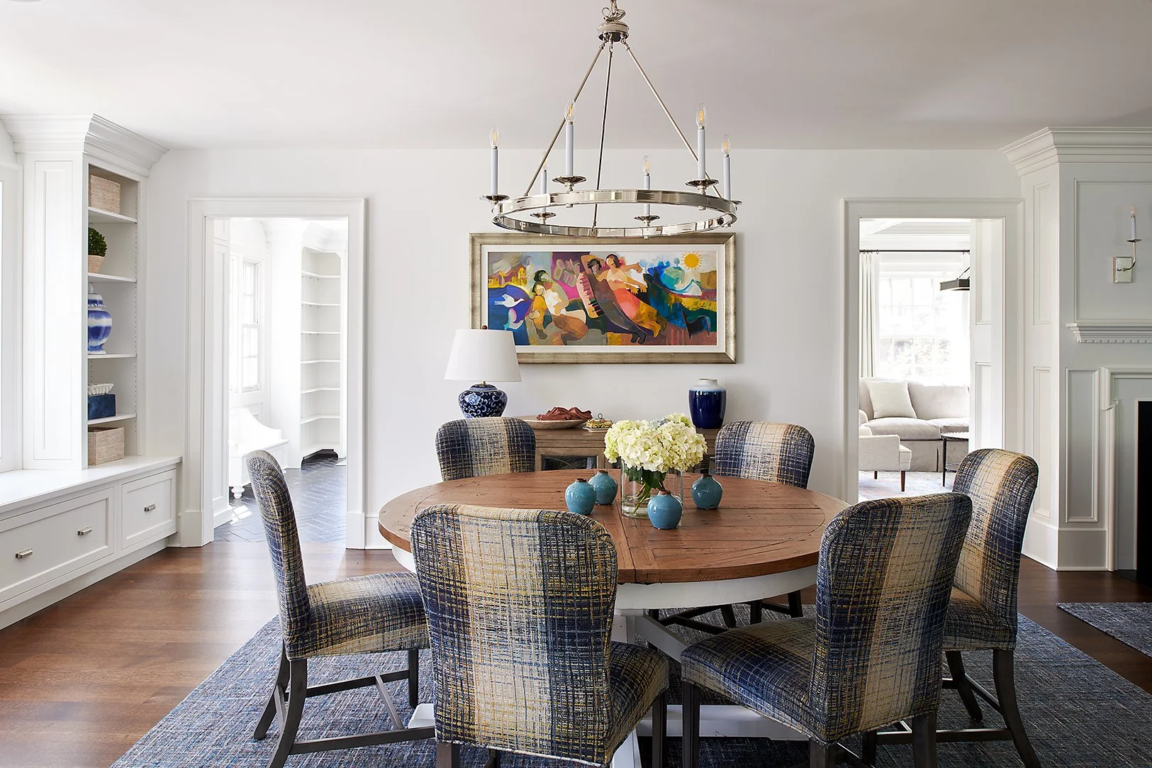 hoodridge_lores_dining_02.jpg