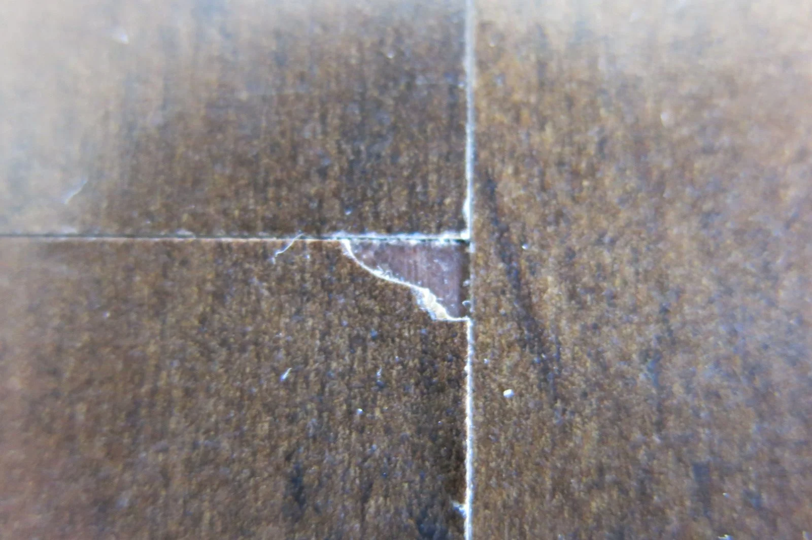 Corner chip