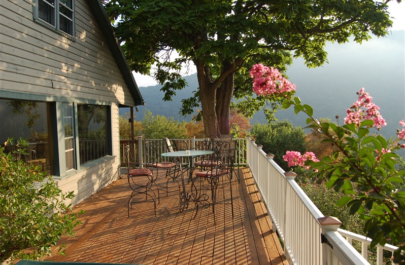 harpers-ferry-inns-theledgehousebedandbreakfast.jpg