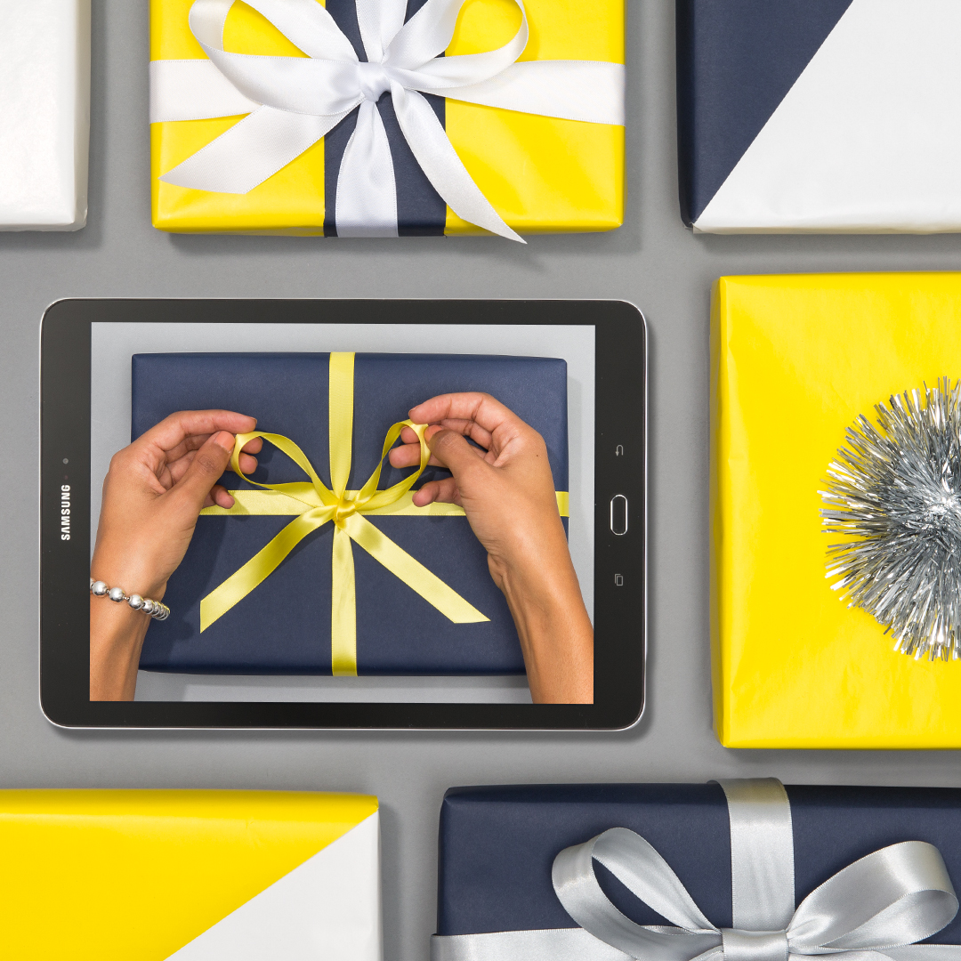 Gift big or go home. #Samsung #Galaxy #WinTheHolidays