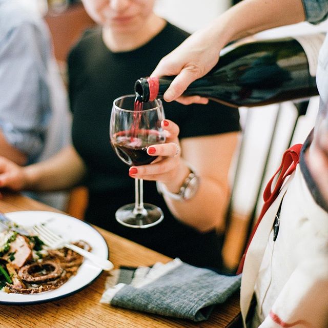 When everything pairs well together . . . The food, the wine, the company at the table and the many flavors and textures on the table. Happy to be at the table of the talented @uncommonfeasts.