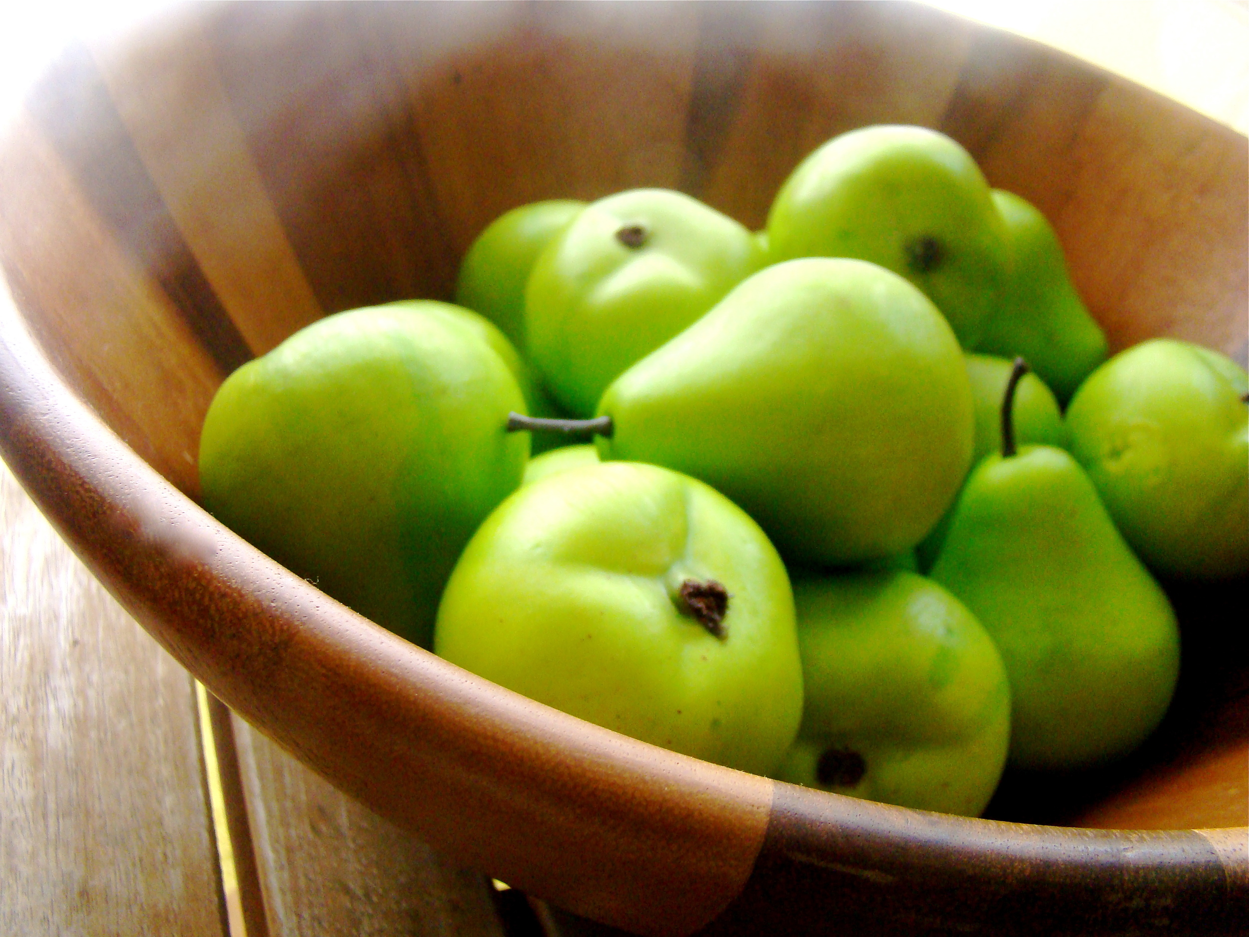 Simone Design + Develop — Product Photography — Bowl of Pears