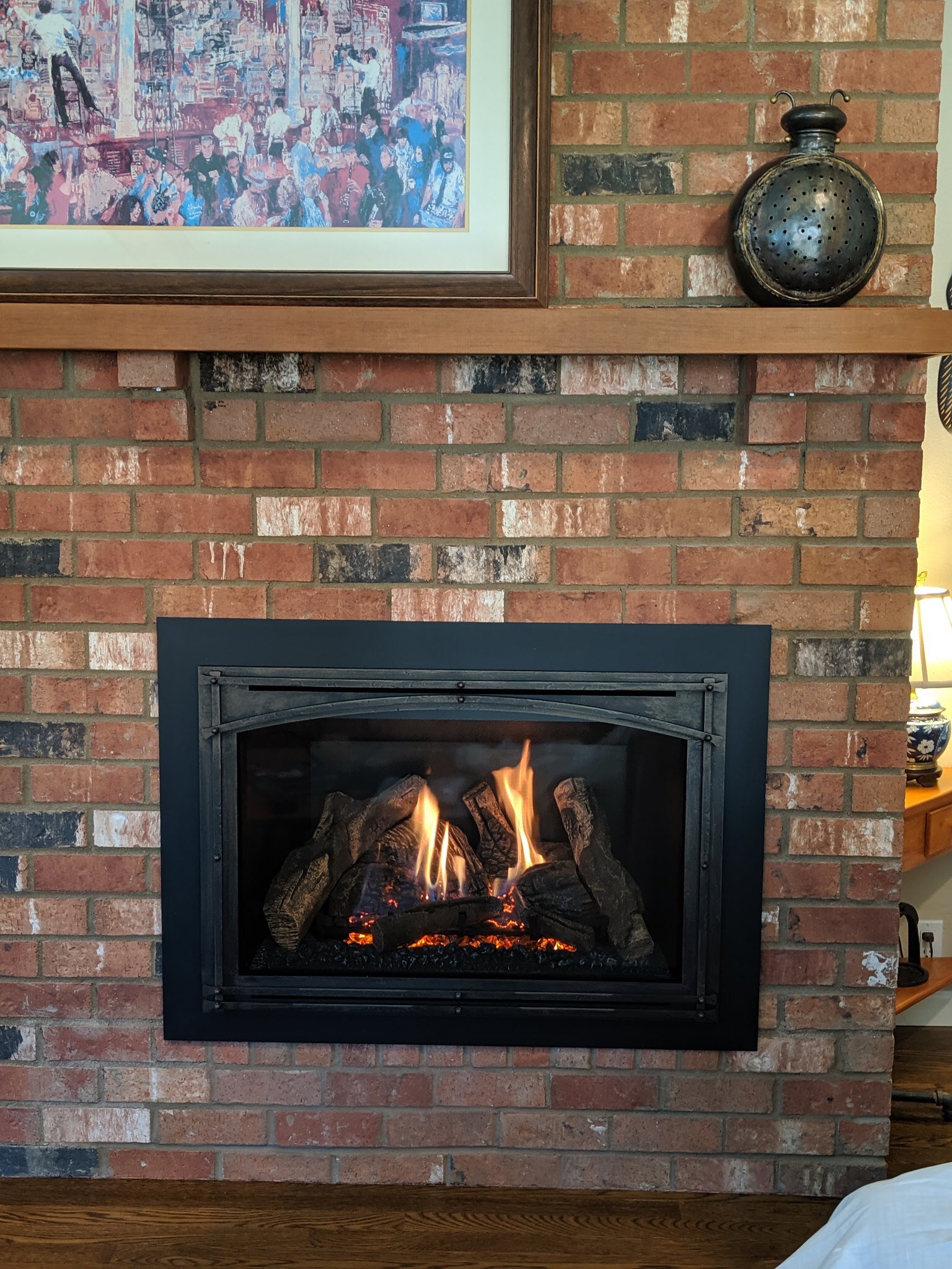 Chaska 34 w/Mission Screen Front and Porcelain Panels