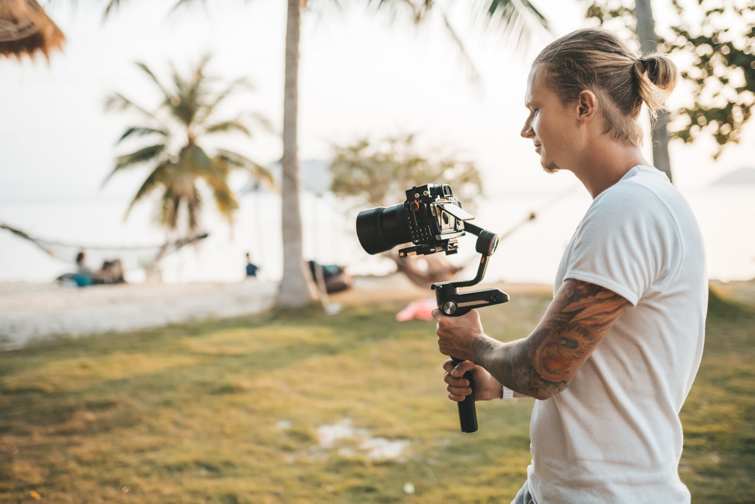What to Consider When Hiring a Corporate Videographer