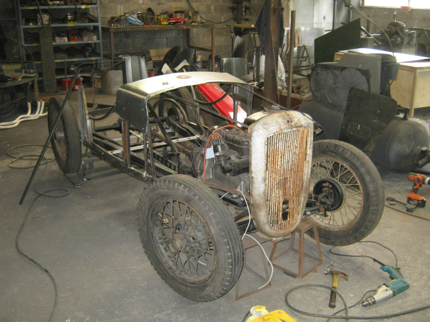 asutin-seven-maker-gents-build.jpg