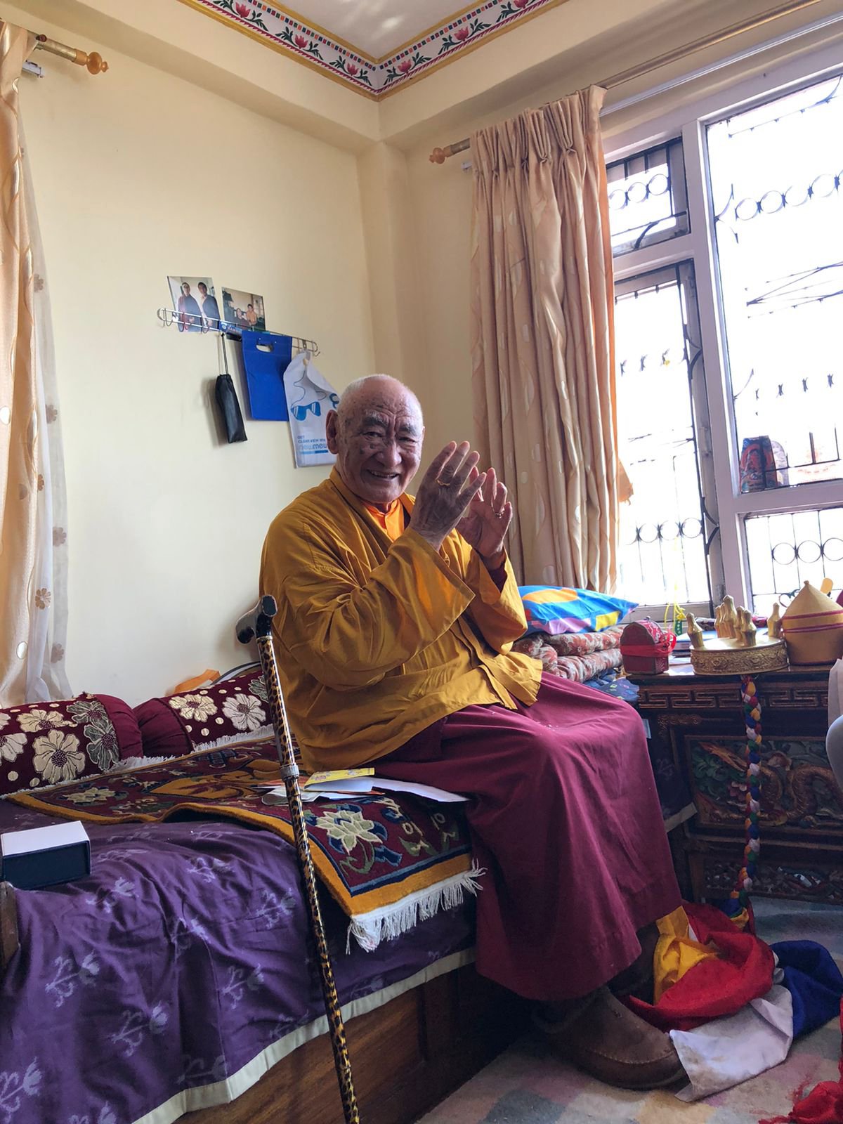 Lama Jampa and Dechen Dolma made the Tenzhug longlife offering to Karma Thinley Rinpoche 6.jpeg