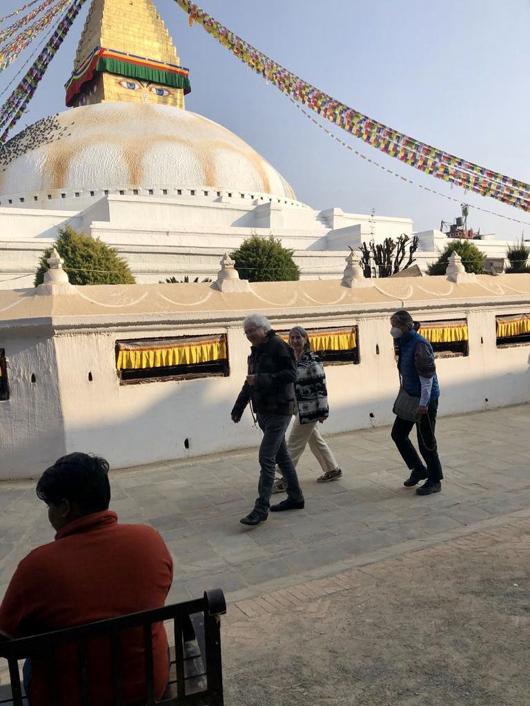 Lama Jampa Thaye, Dechen Dolma, Boudanath stupa.jpg