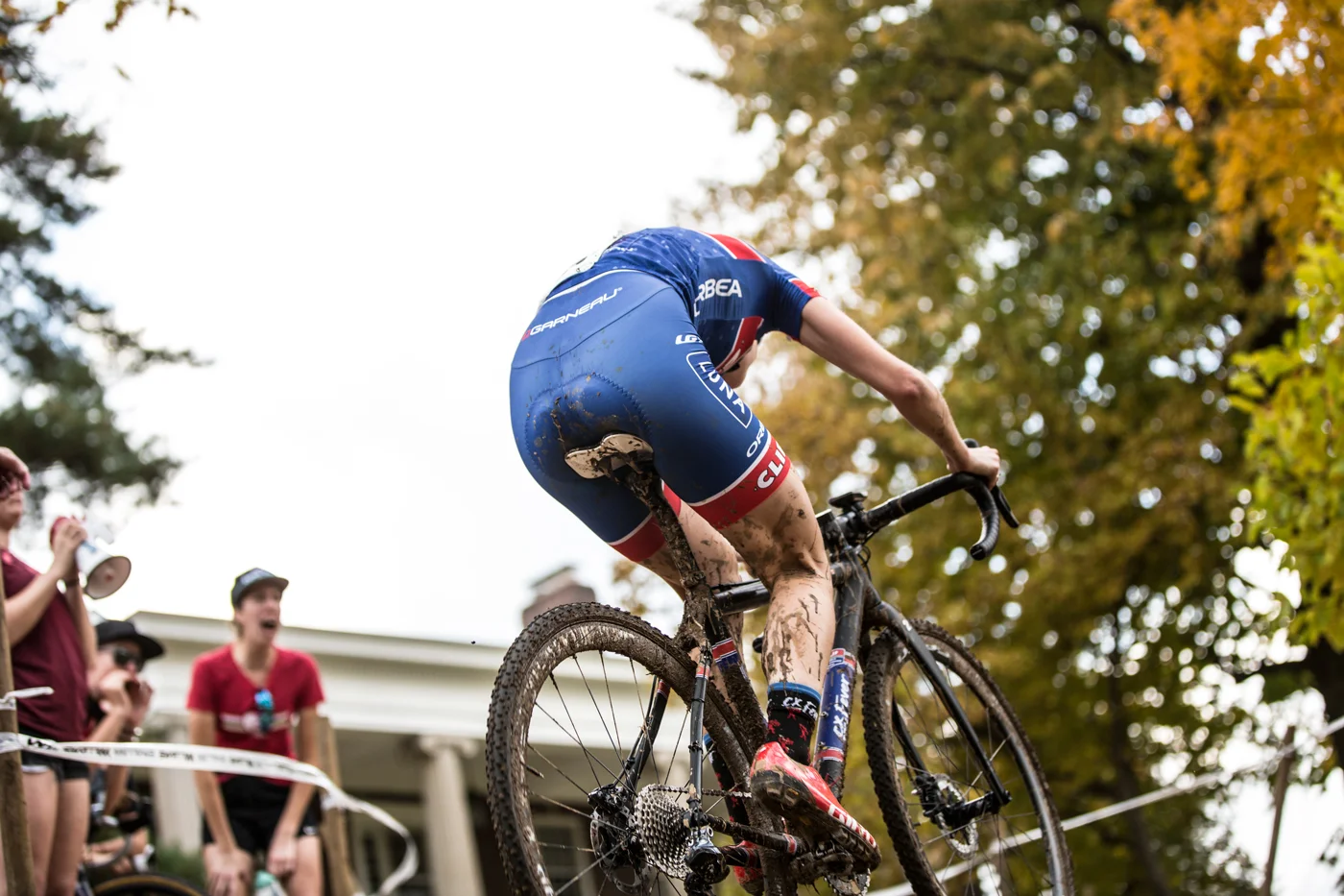 After all, we're just a bunch of weirdos who love to bring ourselves to exhaustion by riding circles in the mud....Maybe that childish simplicity and pure joy is the beauty of it al! 