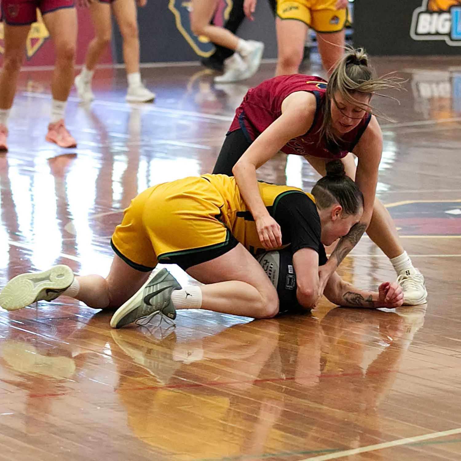 R01_CW McKinnon_V_Sherbrooke 6DSP_8240.jpg