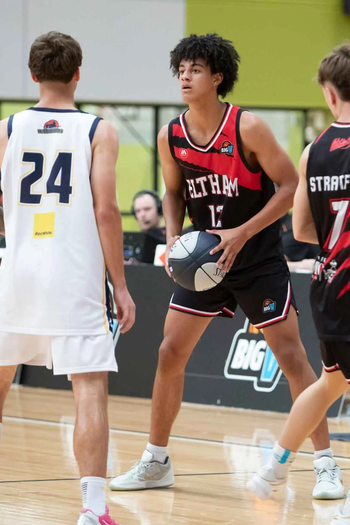 R2 VYCM PakenhamVEltham  MS4_1104_01.jpg