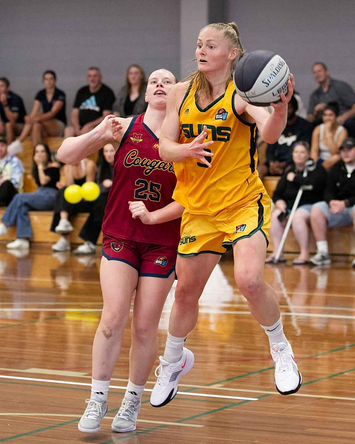 R01_CW McKinnon_V_Sherbrooke 6DSP_8149.jpg