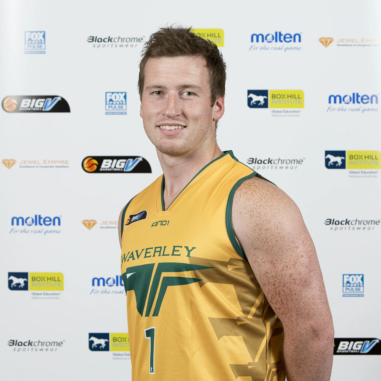 Waverley_Falcons_SCM_Bryce Arnott_JN5L2491_01.jpg