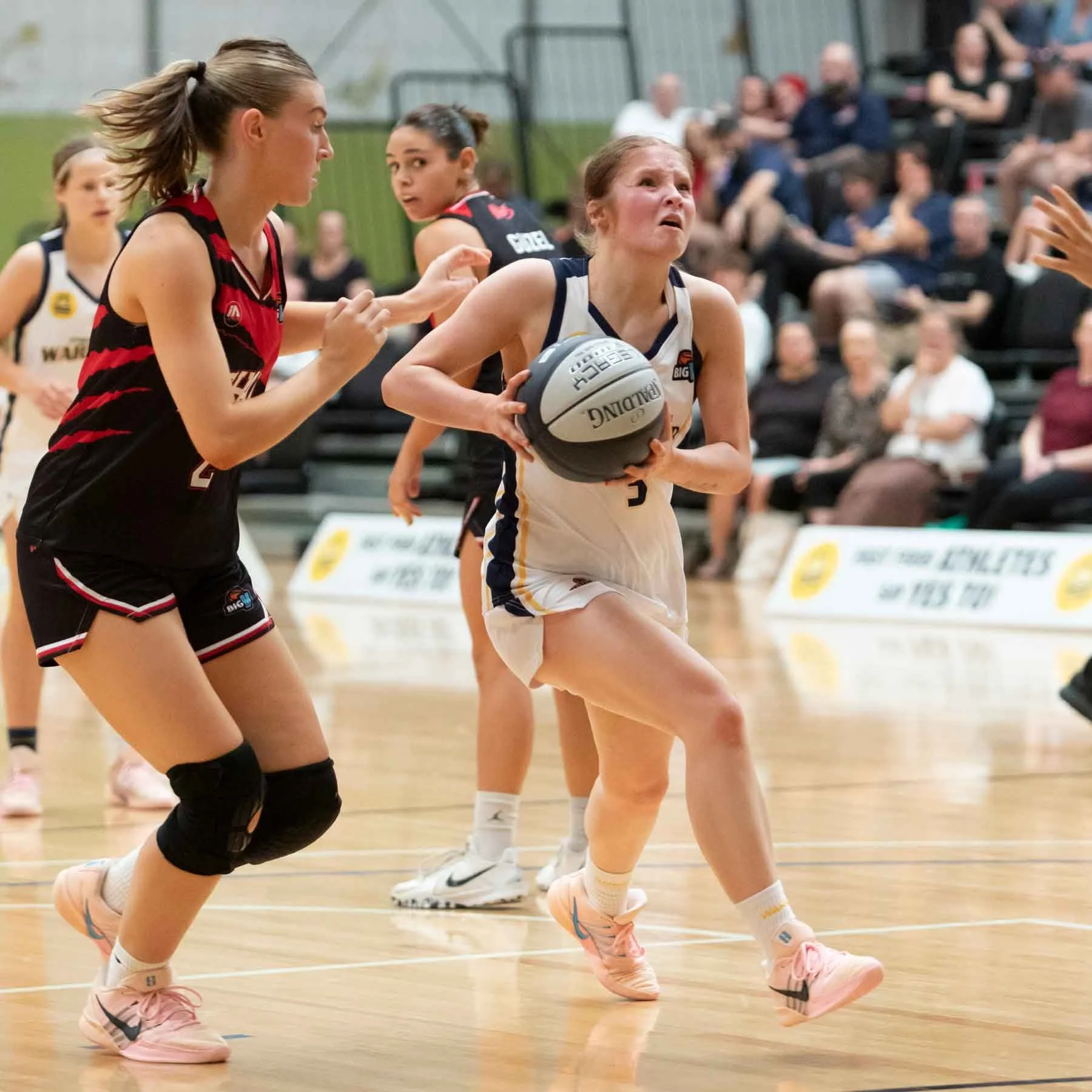 R2 VYCW PakenhamVEltham  MS4_9787_01.jpg