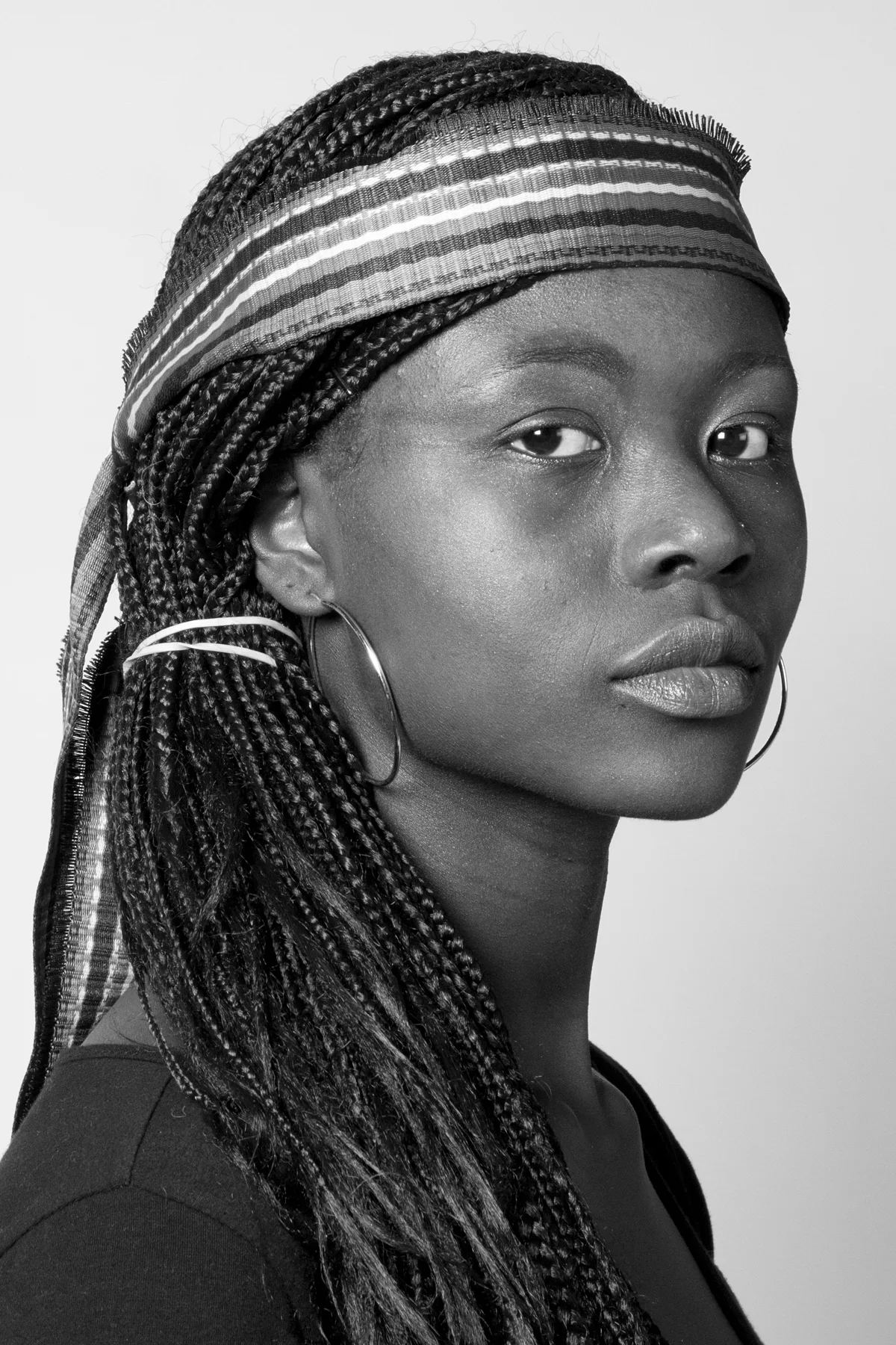 084 Yinka_0353_01.jpg