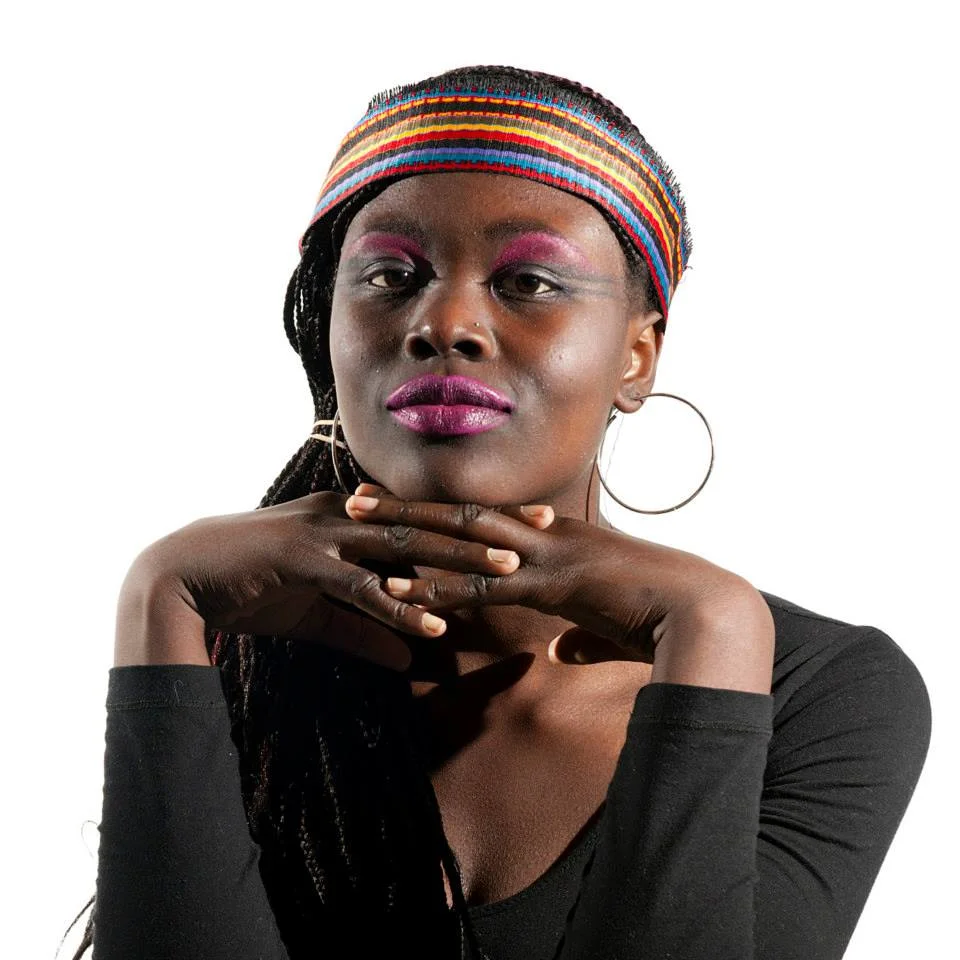 094 Yinka 1000562_516893365044049_972192381_n.jpg