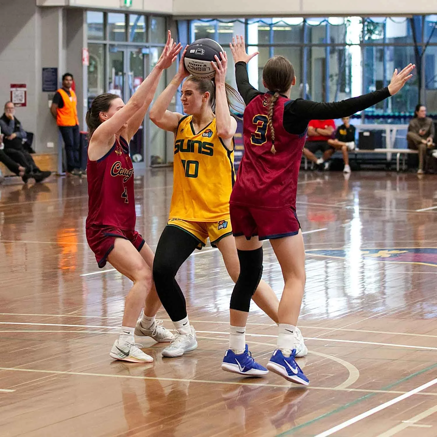 R01_CW McKinnon_V_Sherbrooke 6DSP_8518.jpg