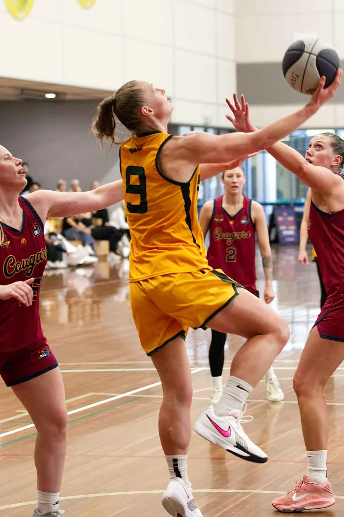 R01_CW McKinnon_V_Sherbrooke 6DSP_8552.jpg