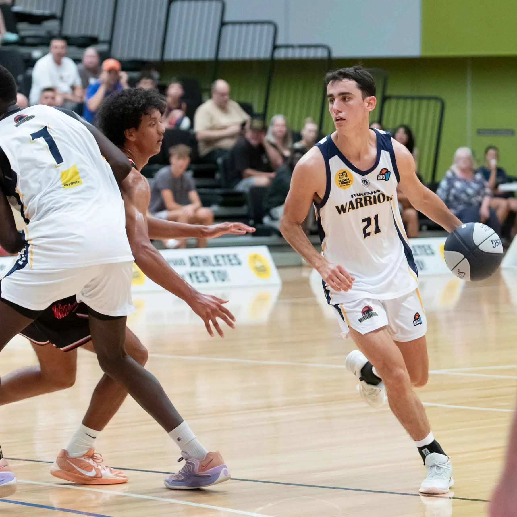 R2 VYCM PakenhamVEltham  MS4_0354_01.jpg