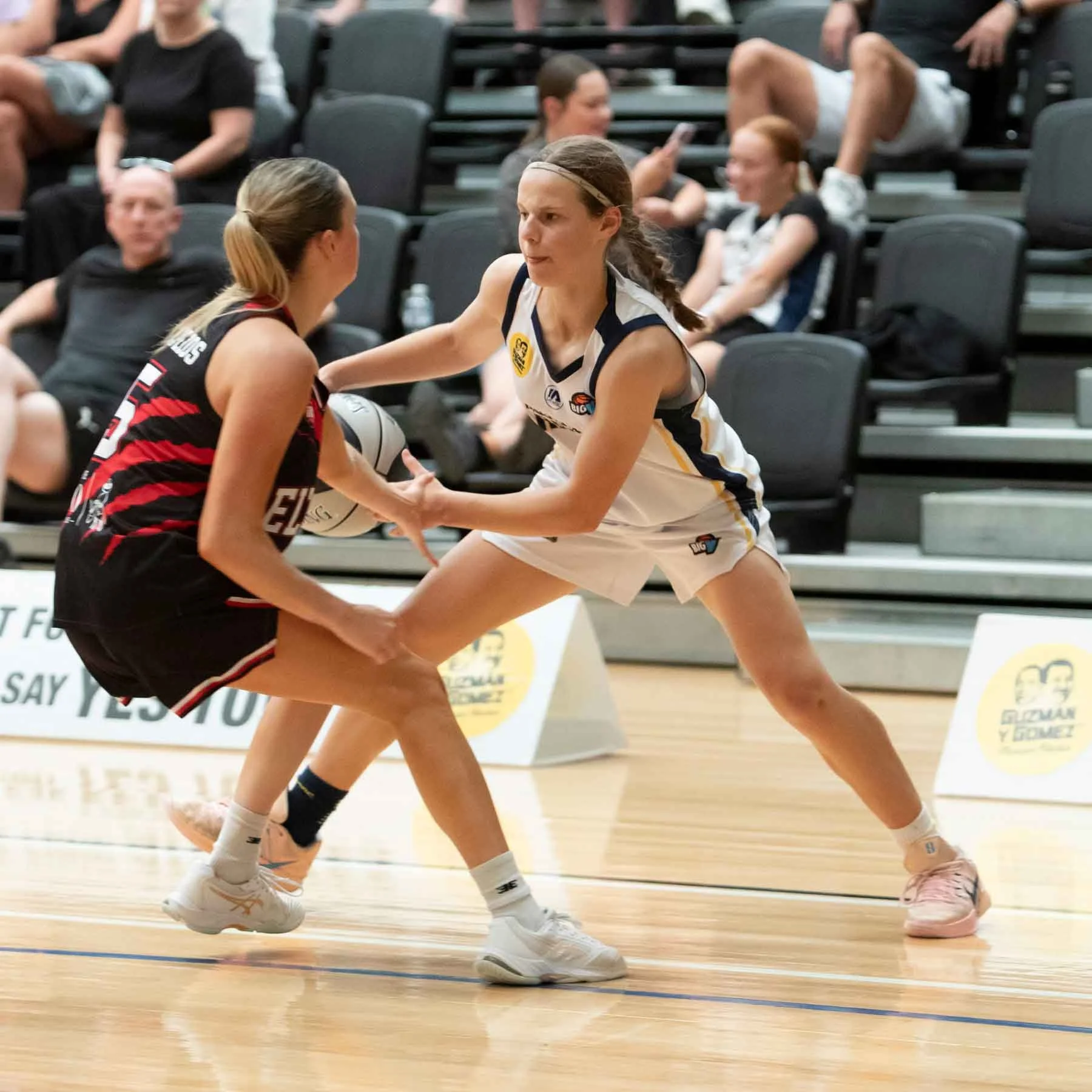 R2 VYCW PakenhamVEltham  MS4_9955_01.jpg