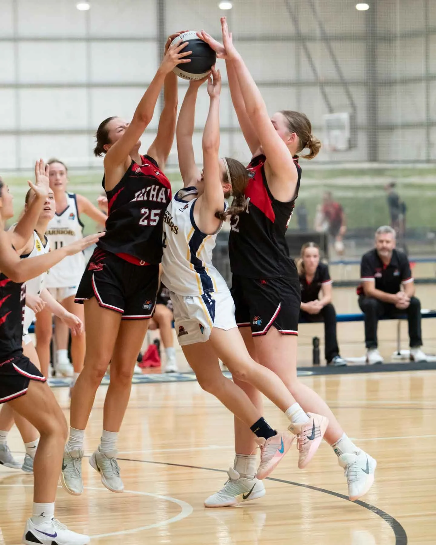 R2 VYCW PakenhamVEltham  MS4_9864_01.jpg