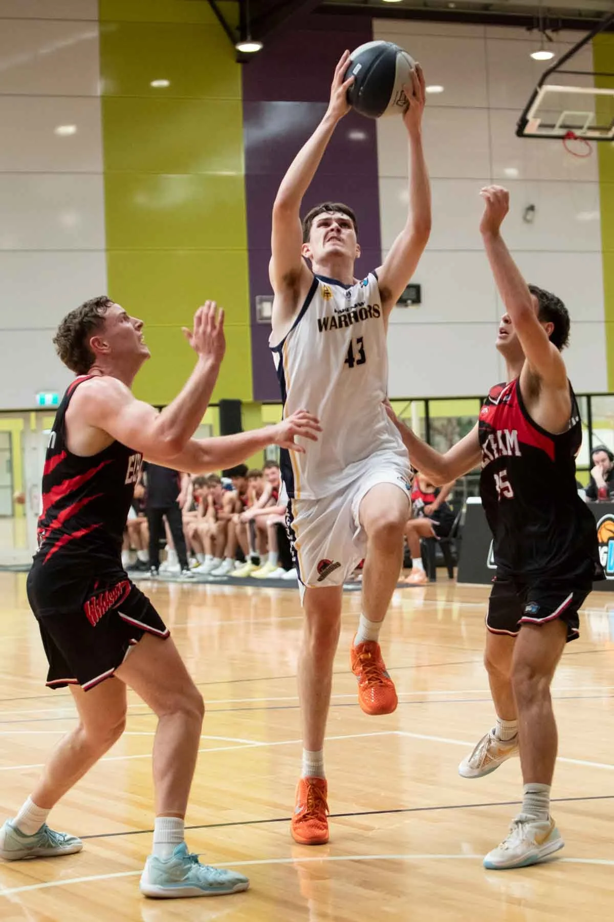 R2 VYCM PakenhamVEltham  MS4_0549_01.jpg