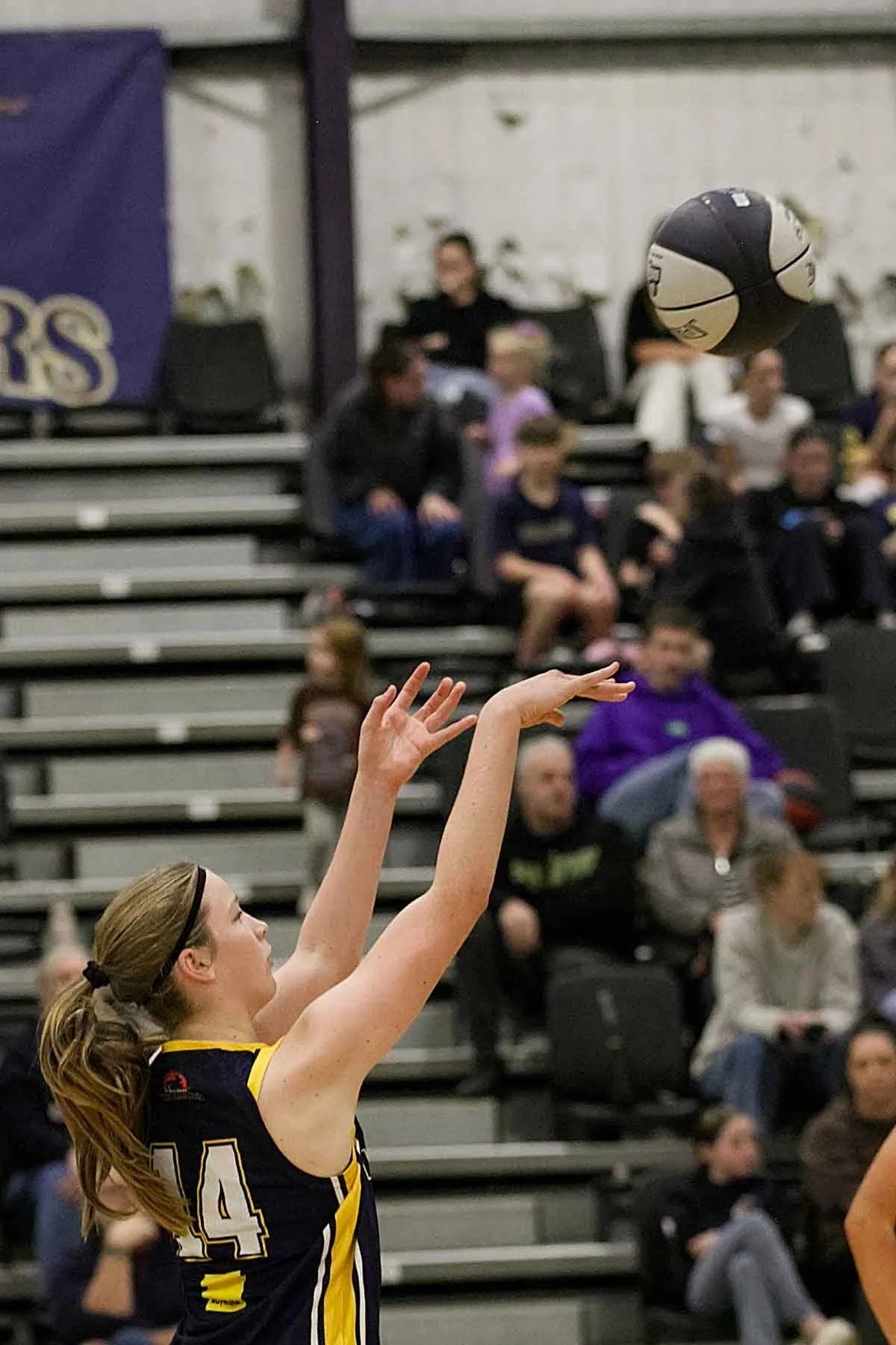 R03_VYCW Pakenham_V_Knox 6DSP_6753.jpg