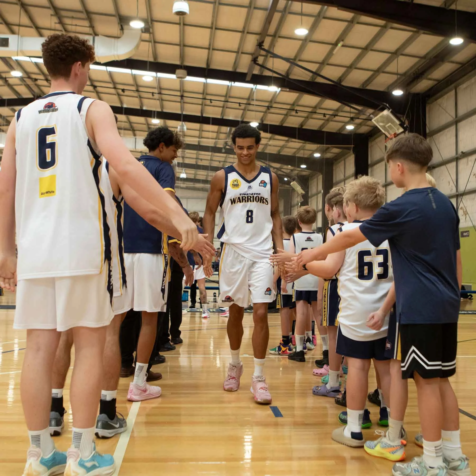 R2 VYCM PakenhamVEltham  MS4_0156_01.jpg