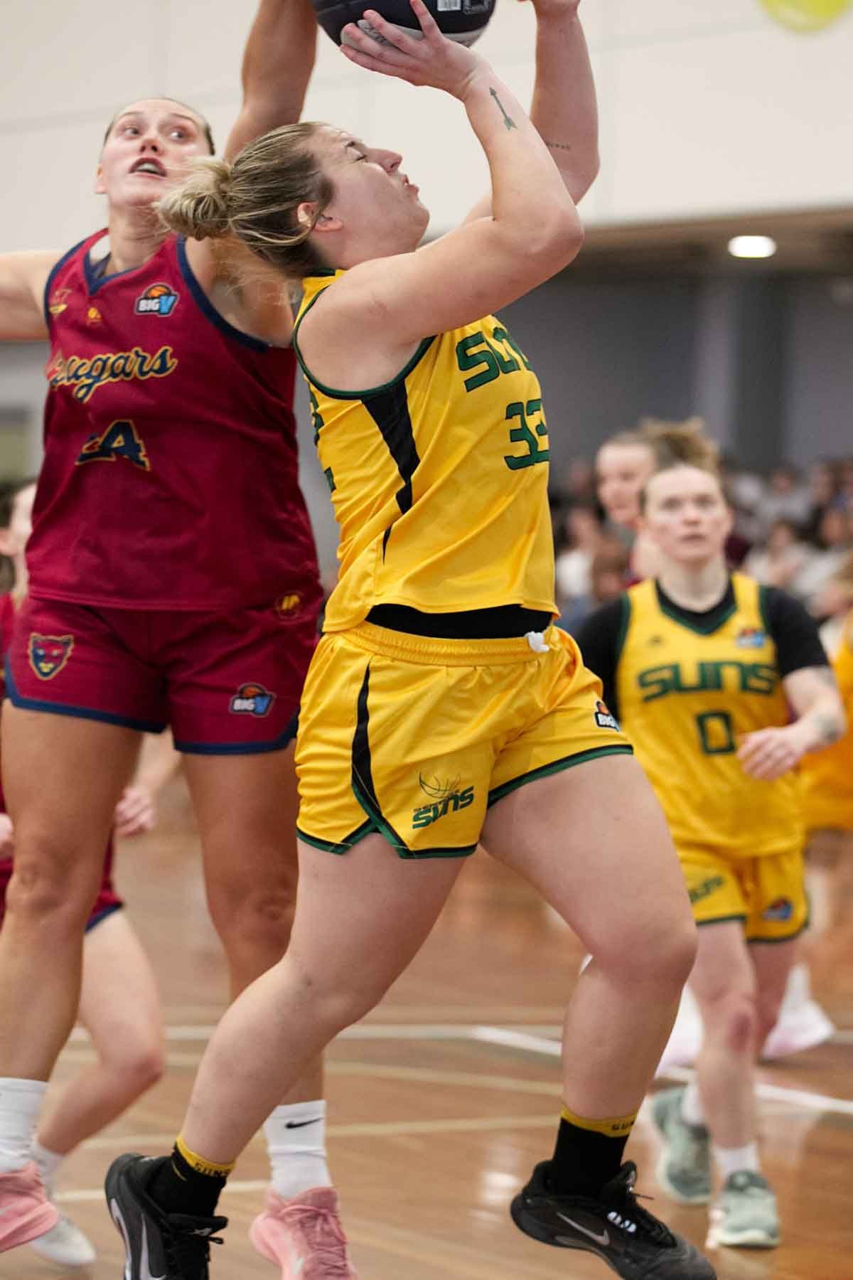 R01_CW McKinnon_V_Sherbrooke 6DSP_7999.jpg