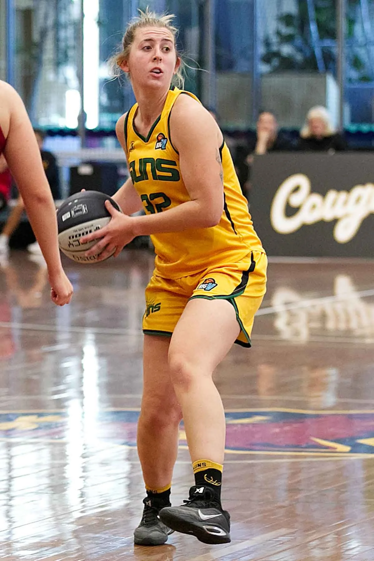 R01_CW McKinnon_V_Sherbrooke 6DSP_8420.jpg