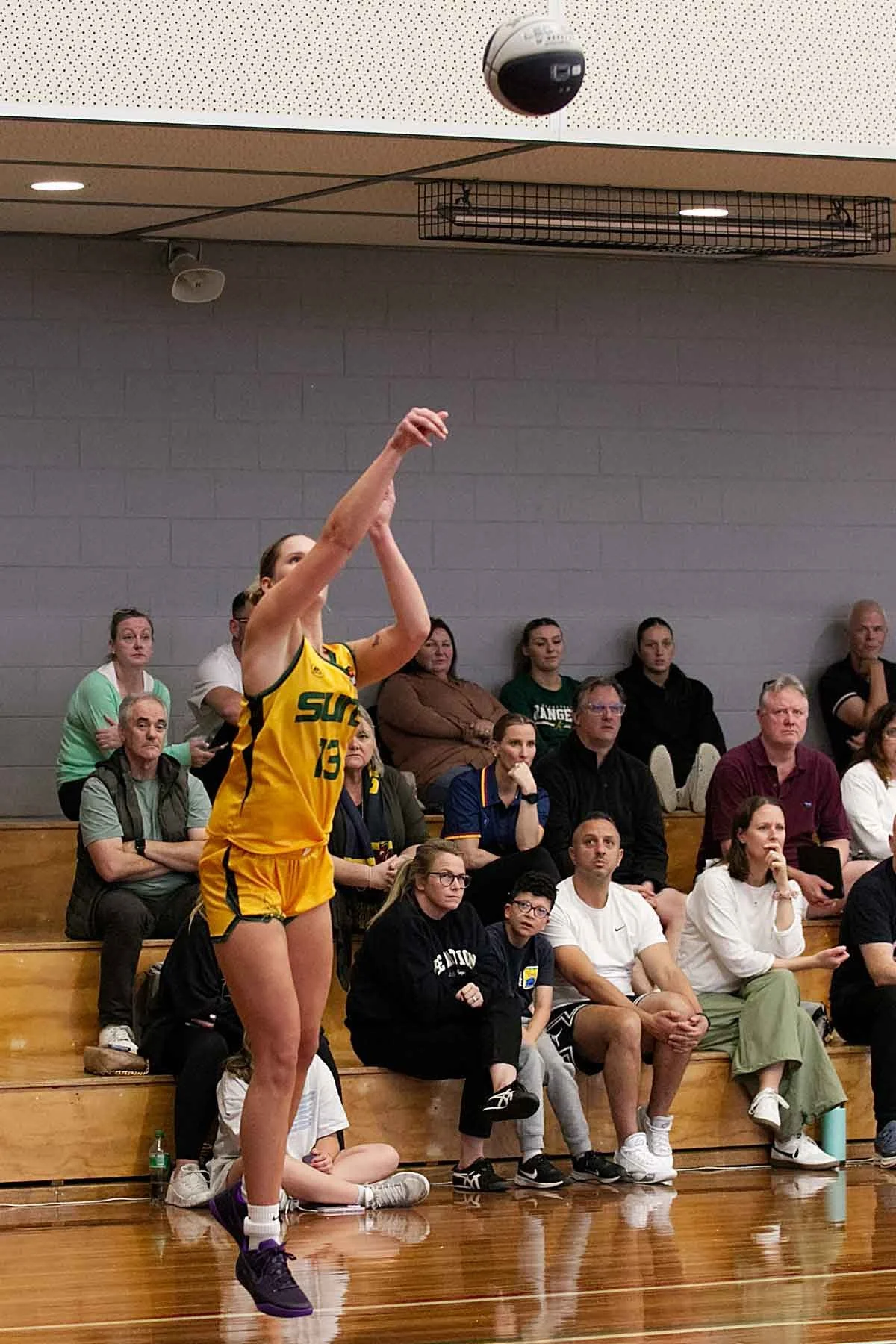 R01_CW McKinnon_V_Sherbrooke 6DSP_8532.jpg