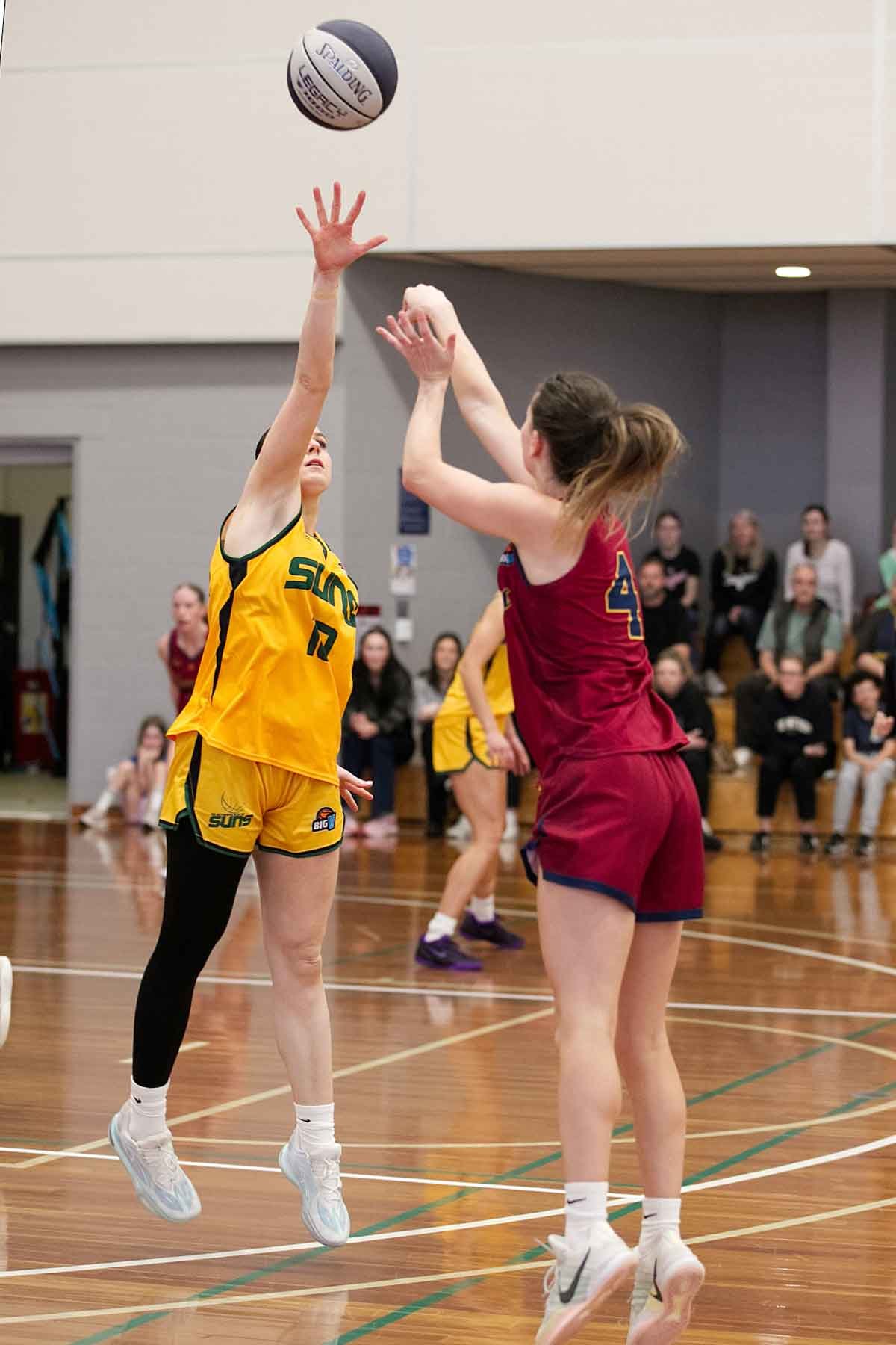 R01_CW McKinnon_V_Sherbrooke 6DSP_7984.jpg