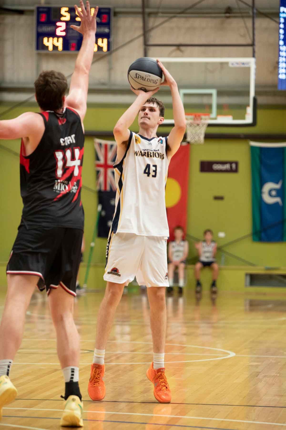 R2 VYCM PakenhamVEltham  MS4_0903_01.jpg