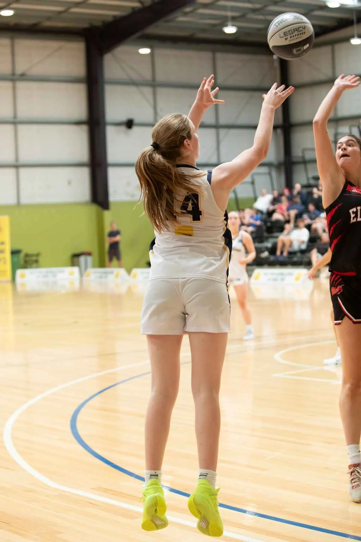 R2 VYCW PakenhamVEltham  MS4_9990_01.jpg