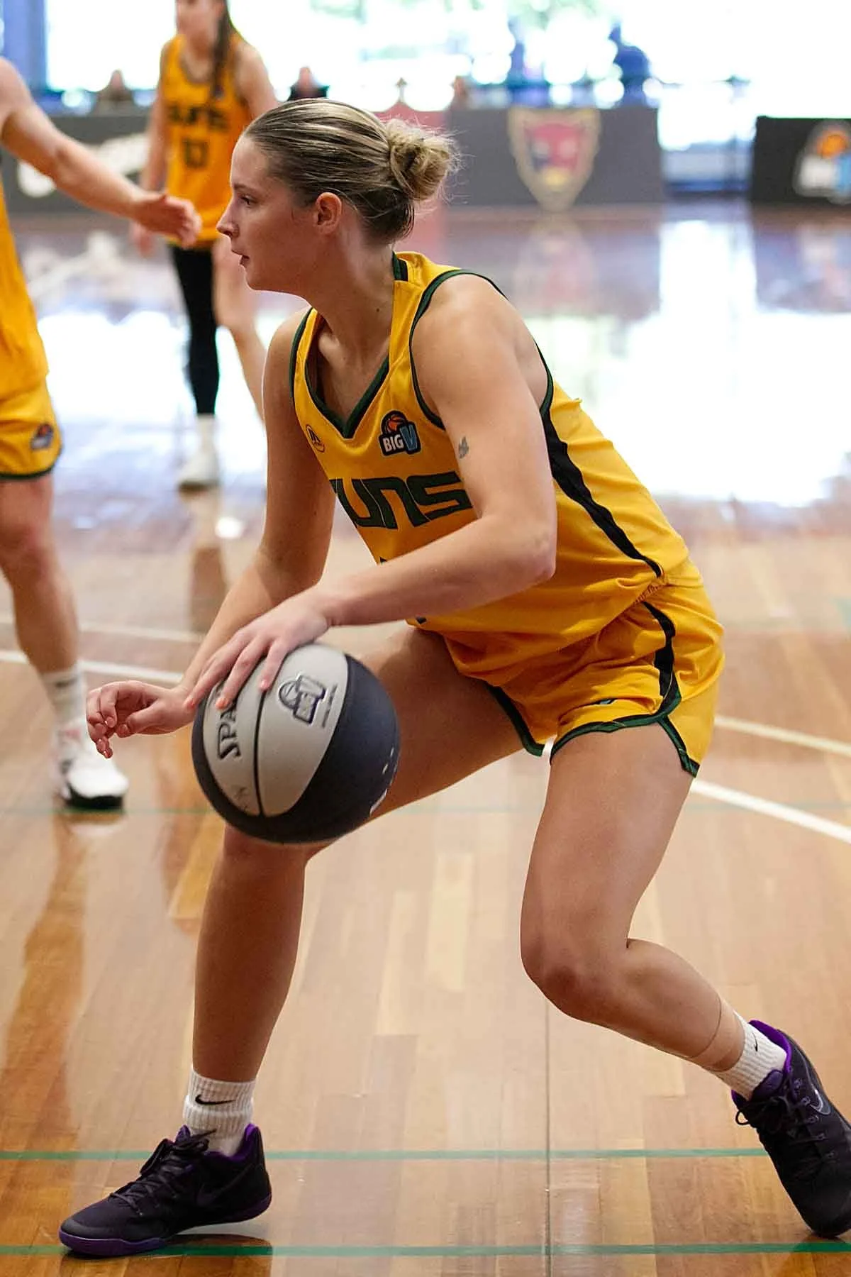 R01_CW McKinnon_V_Sherbrooke 6DSP_8407.jpg